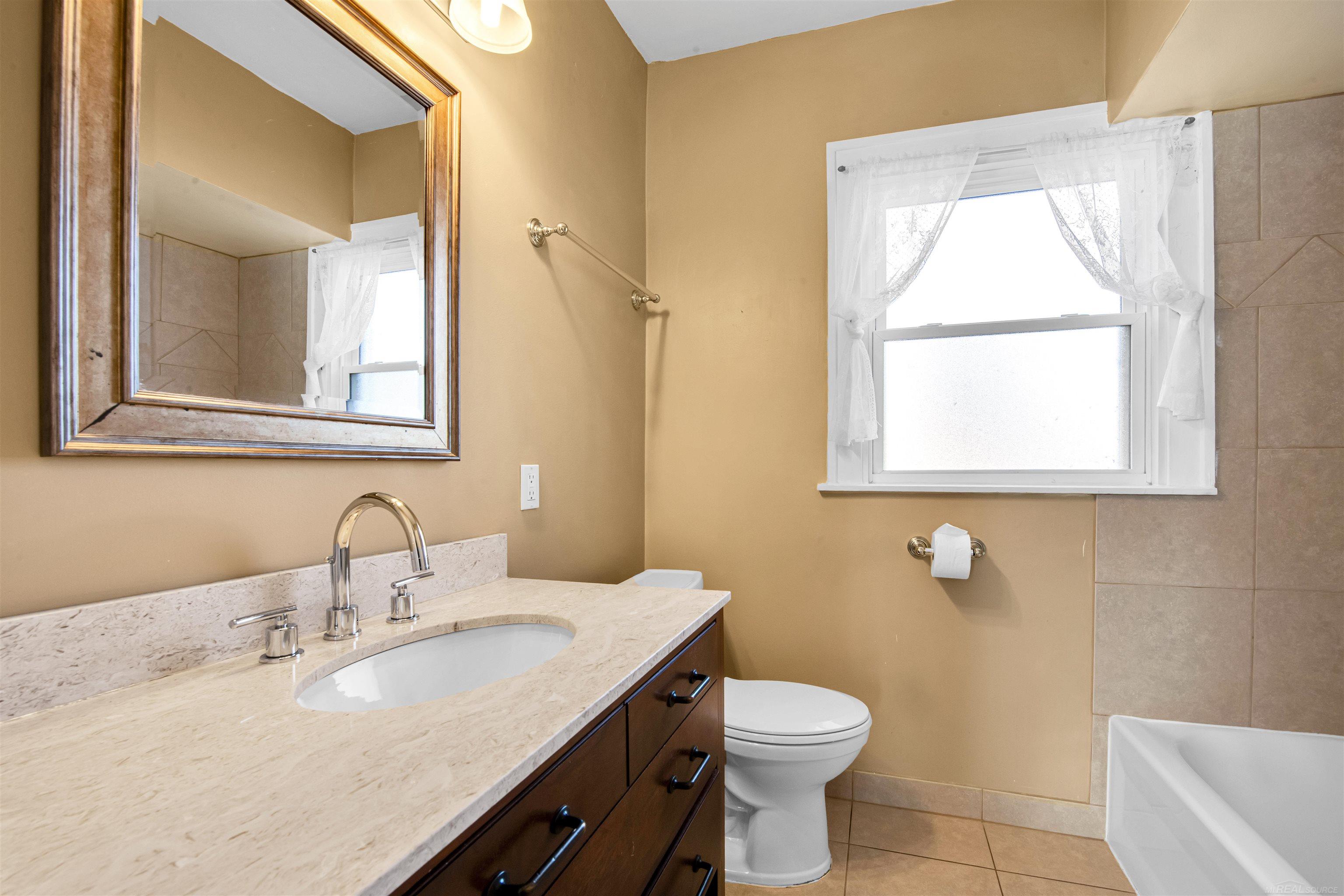 31224 Jefferson Ave. Avenue