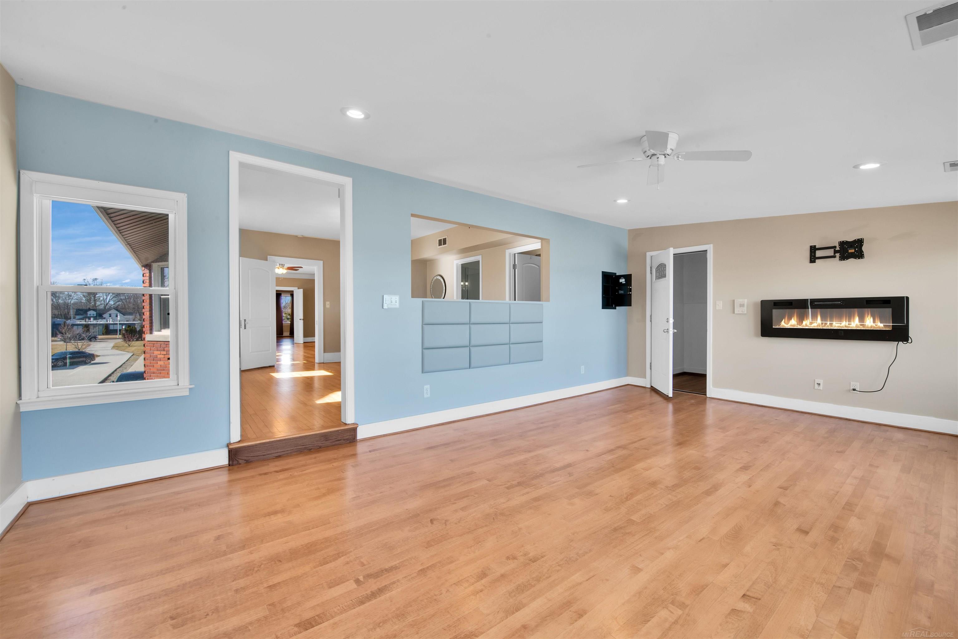 31224 Jefferson Ave. Avenue