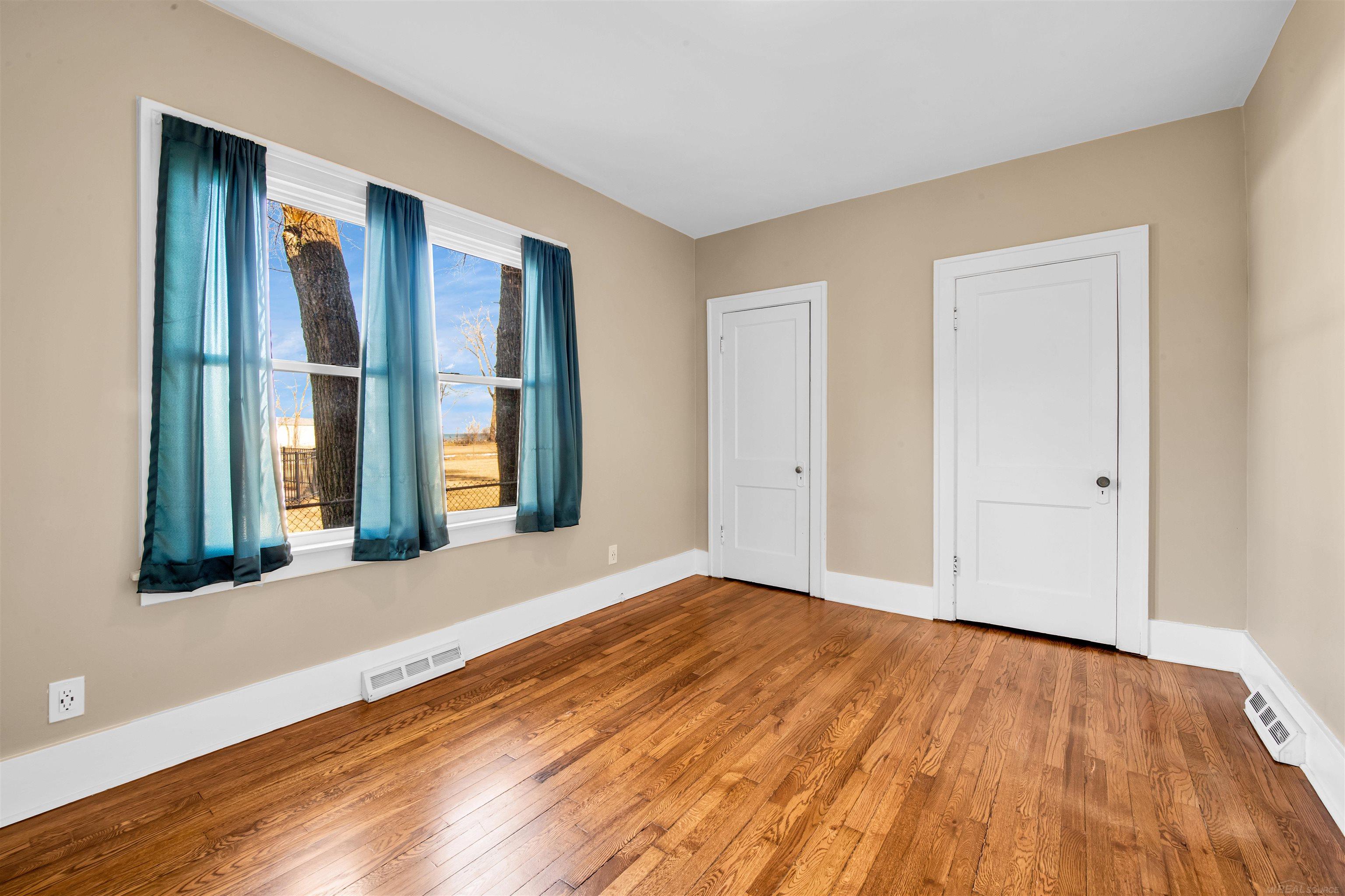 31224 Jefferson Ave. Avenue