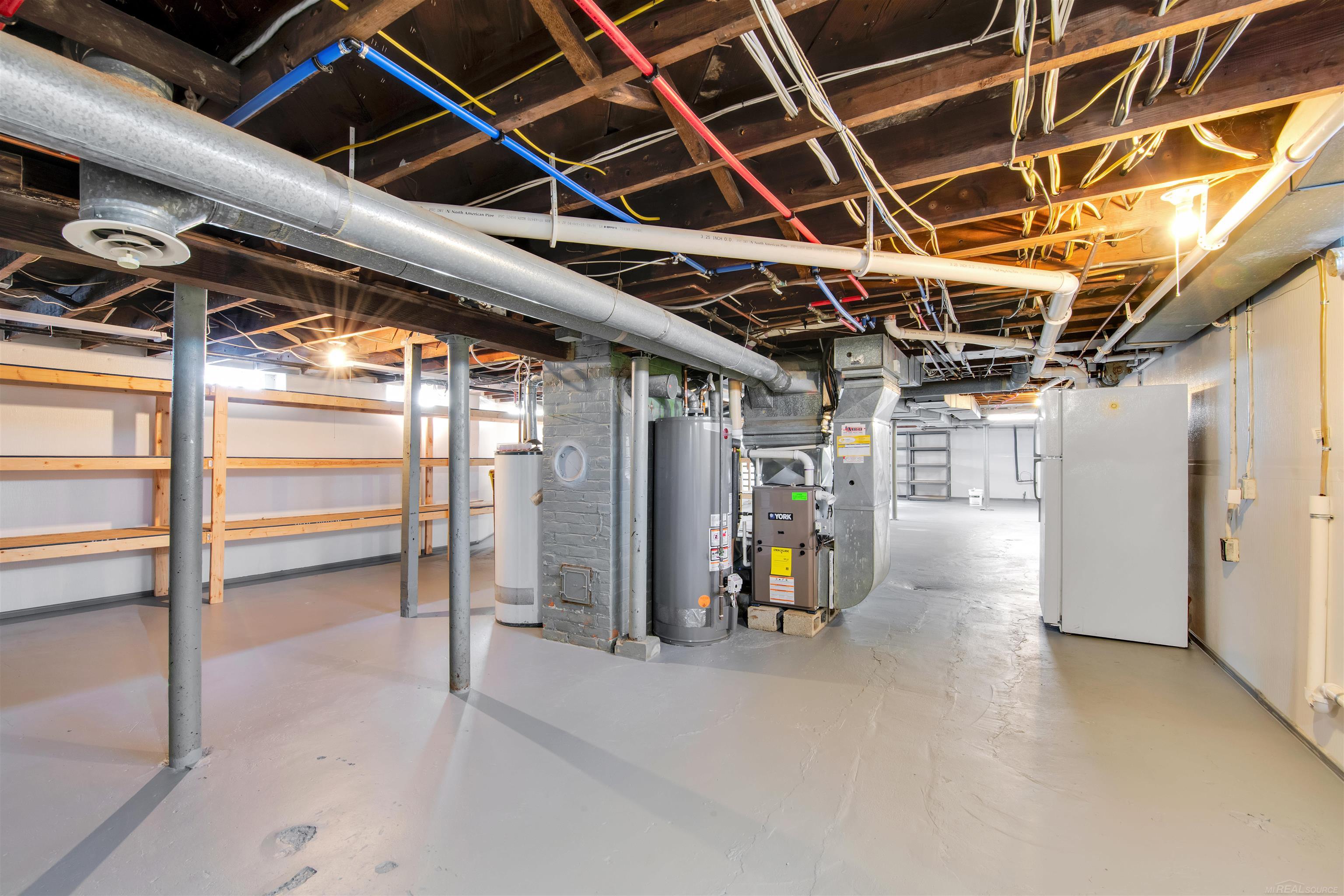 31224 Jefferson Ave. Avenue