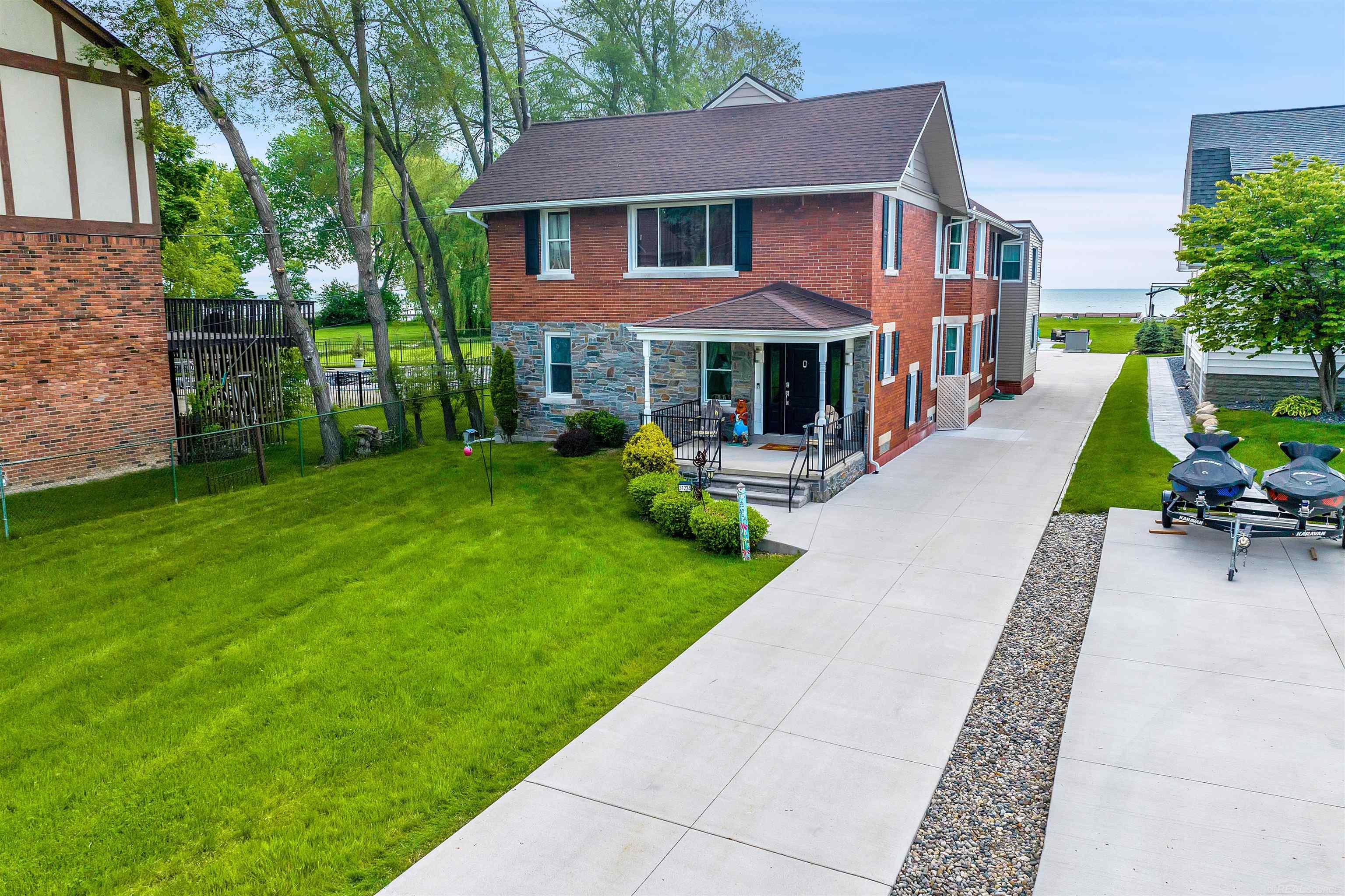 31224 Jefferson Ave. Avenue