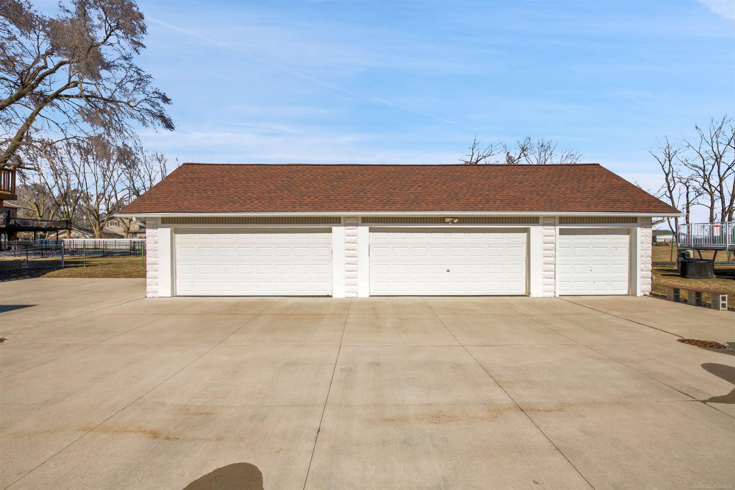 31224 Jefferson Ave. Avenue