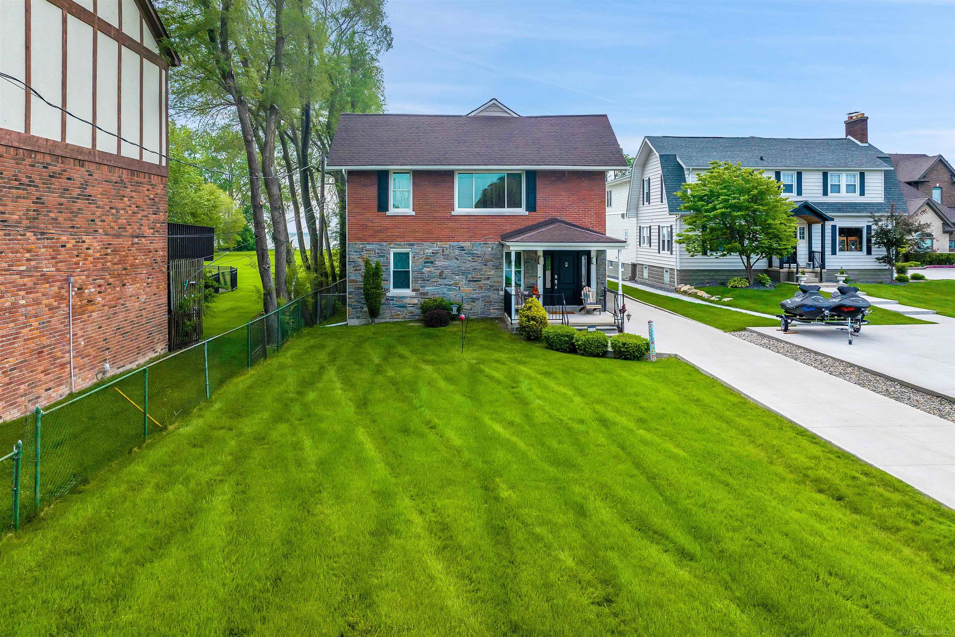 31224 Jefferson Ave. Avenue