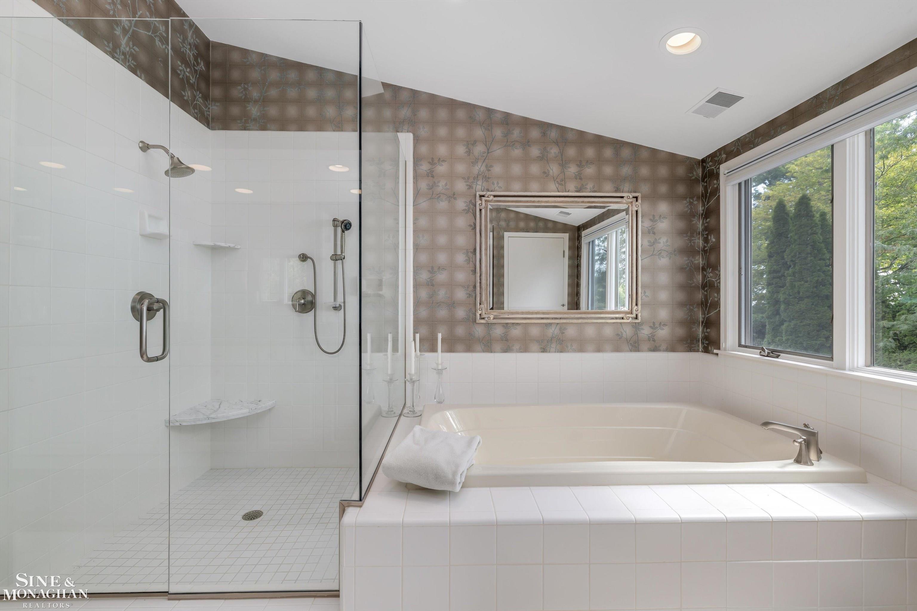 15230 Windmill Pointe Drive