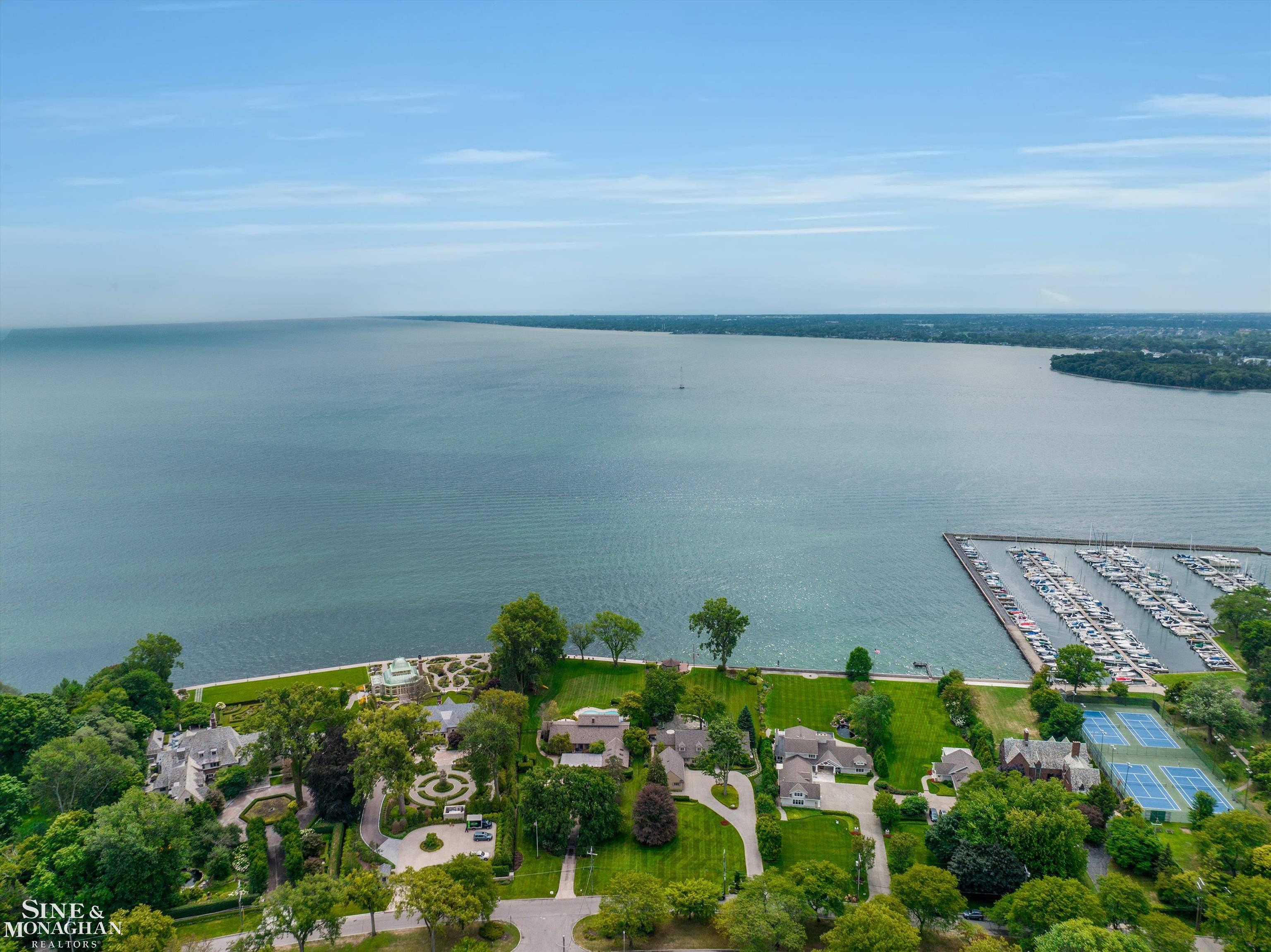 15230 Windmill Pointe Drive