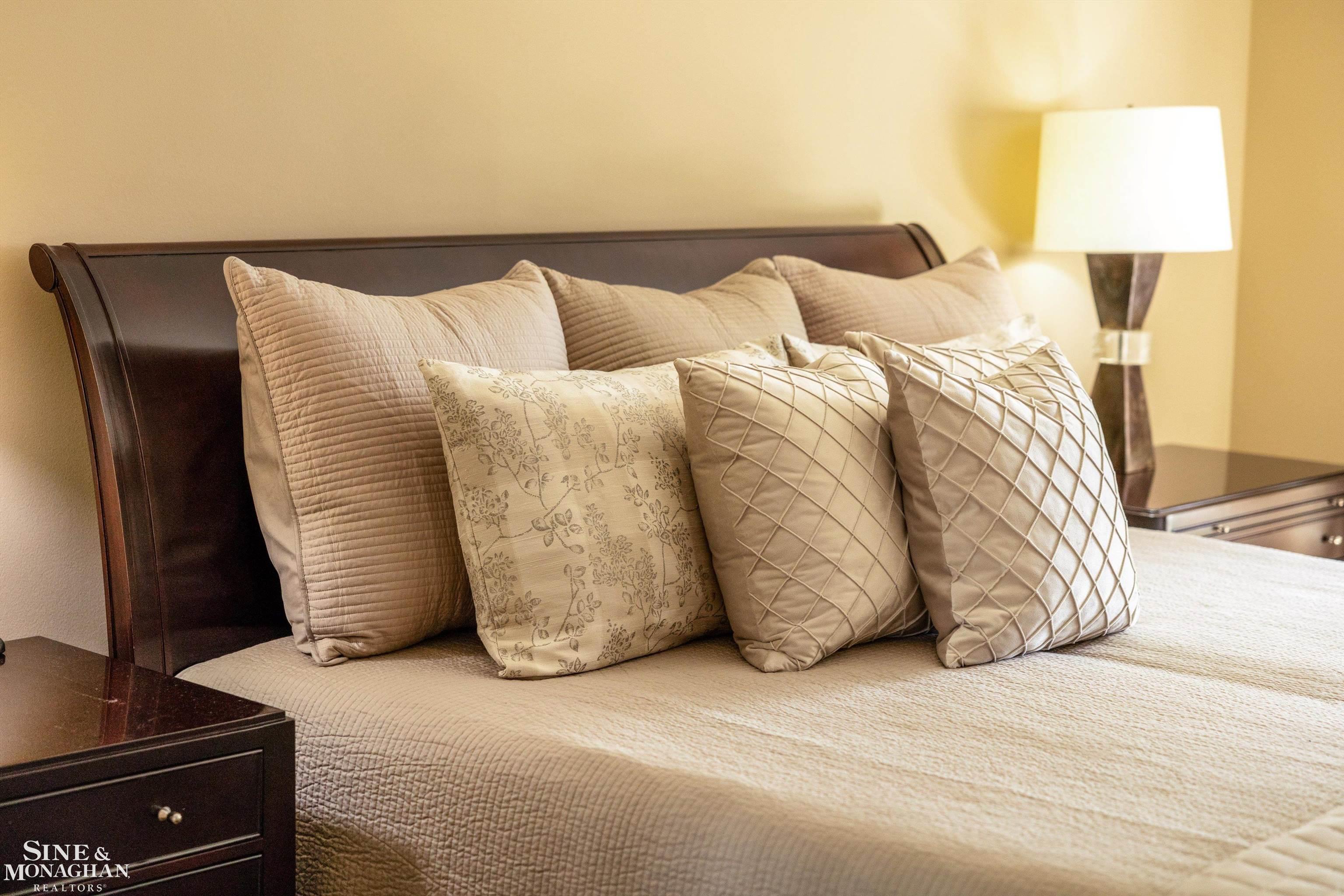 15230 Windmill Pointe Drive