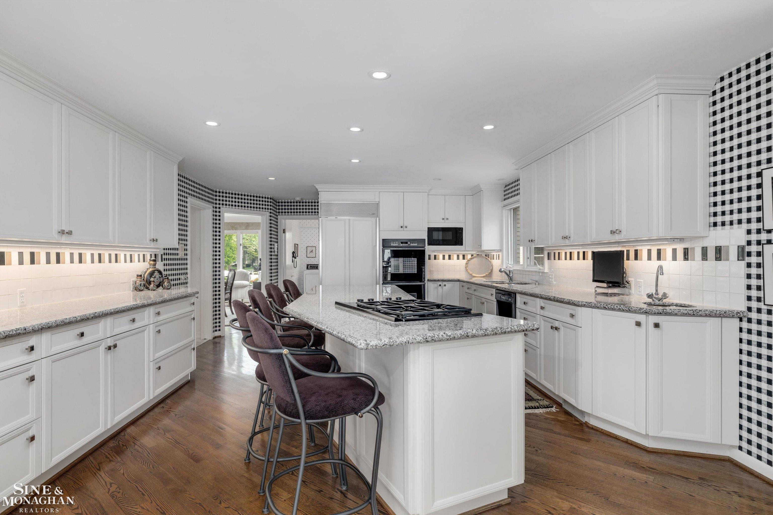 15230 Windmill Pointe Drive