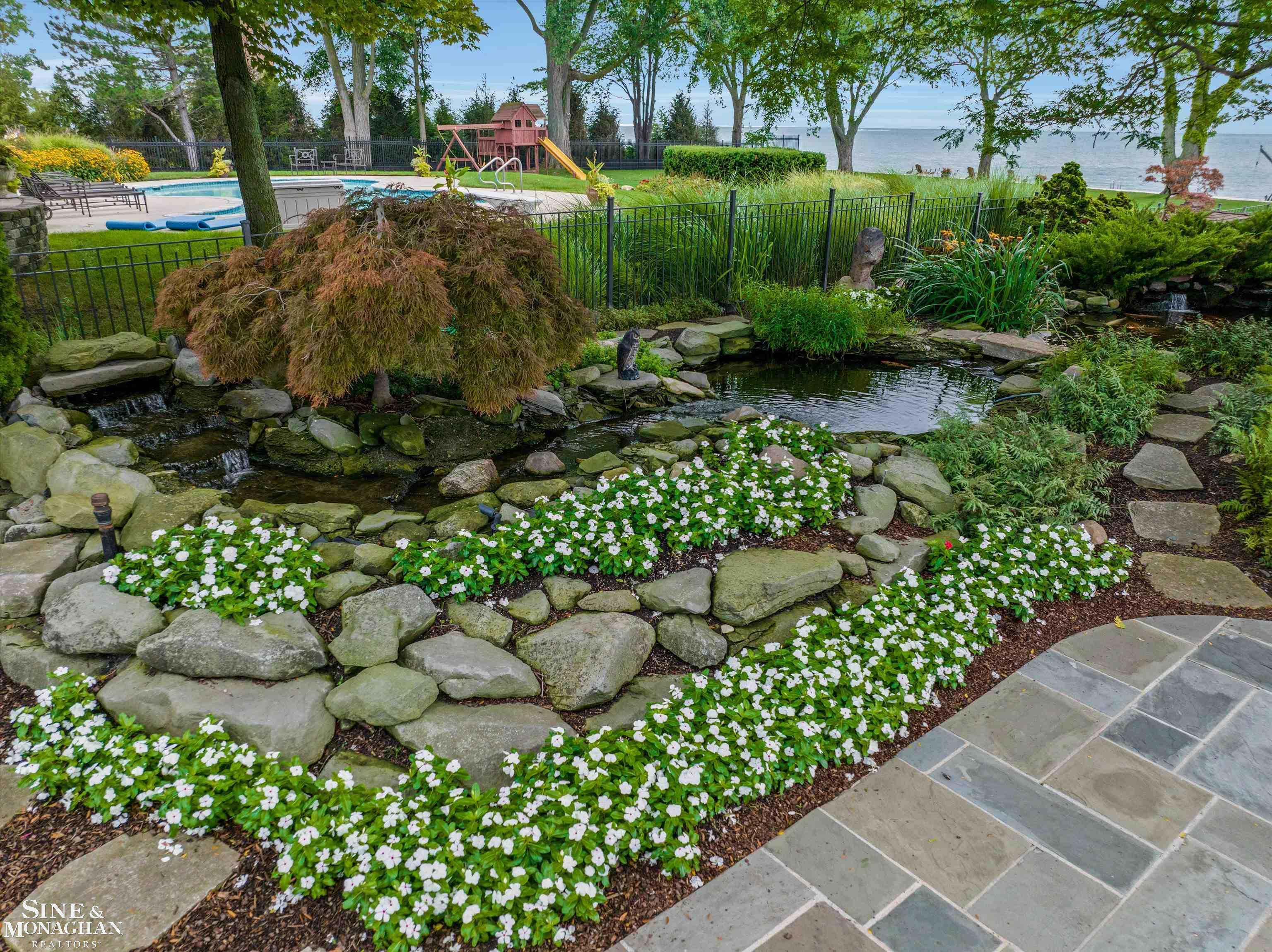 15230 Windmill Pointe Drive