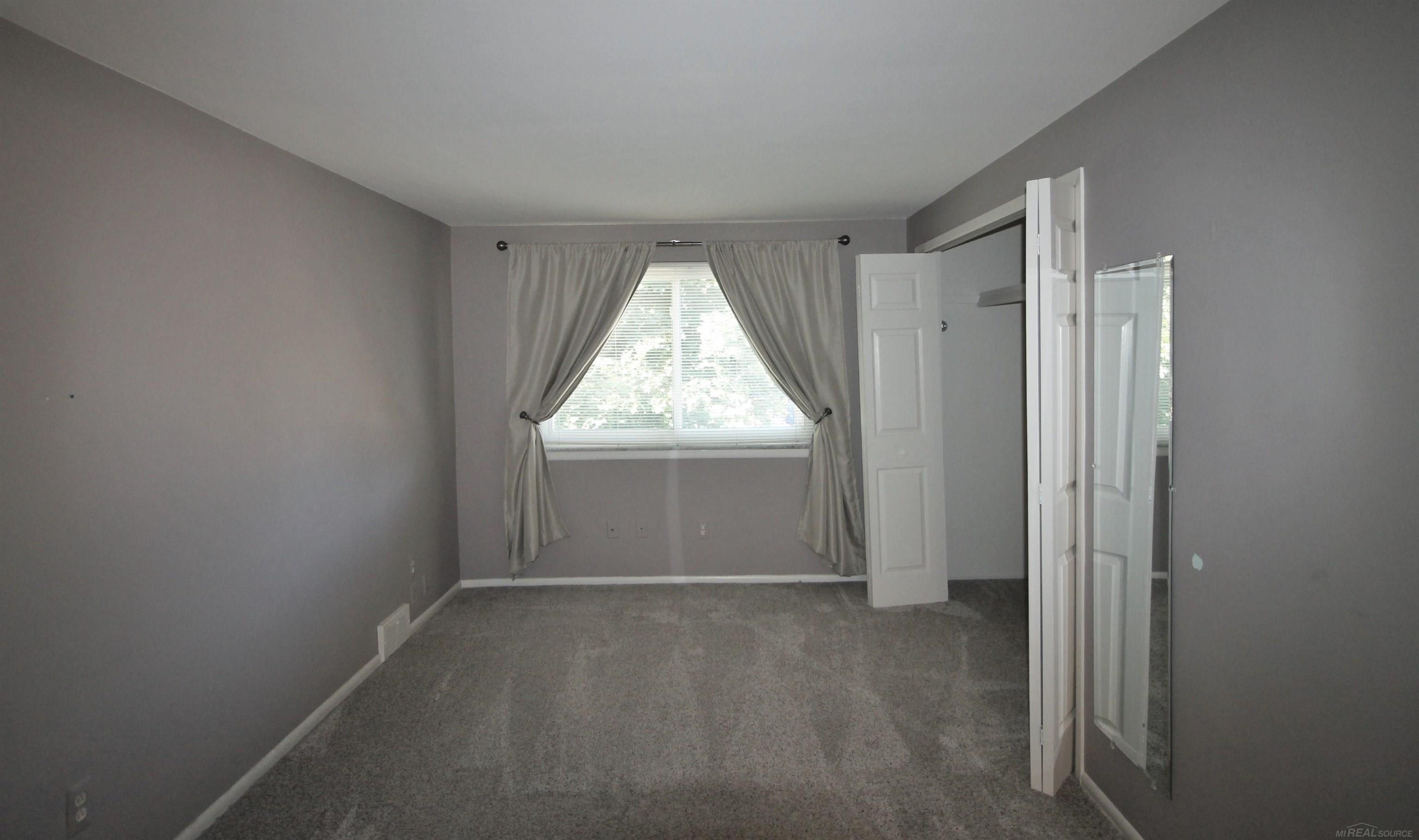 618 N Rosedale Court