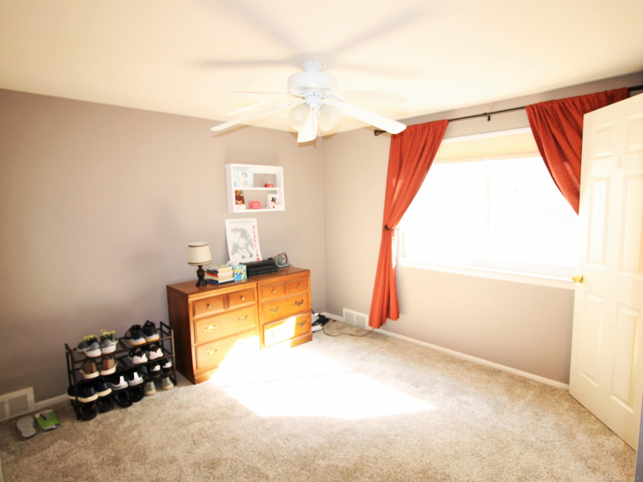 618 N Rosedale Court