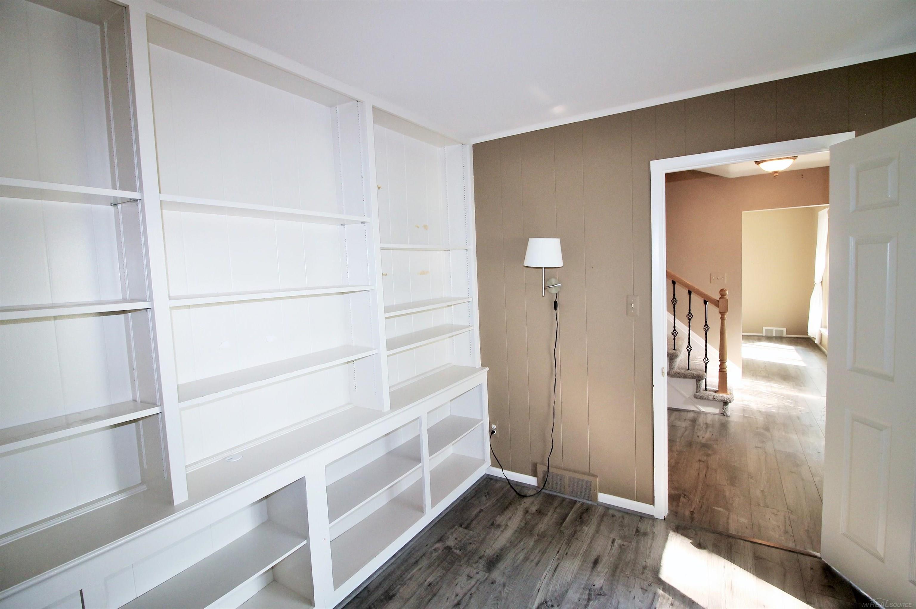 618 N Rosedale Court