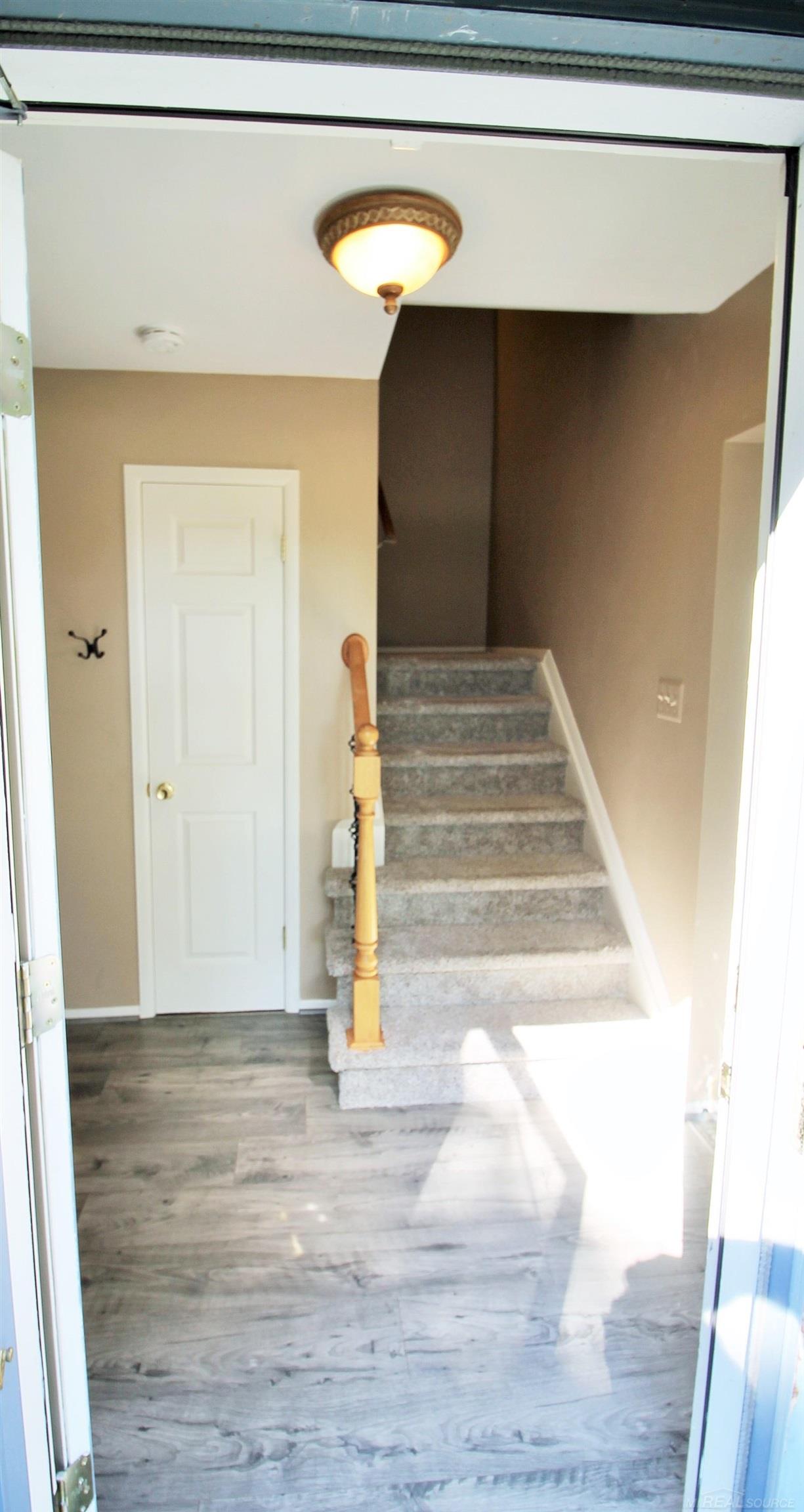 618 N Rosedale Court