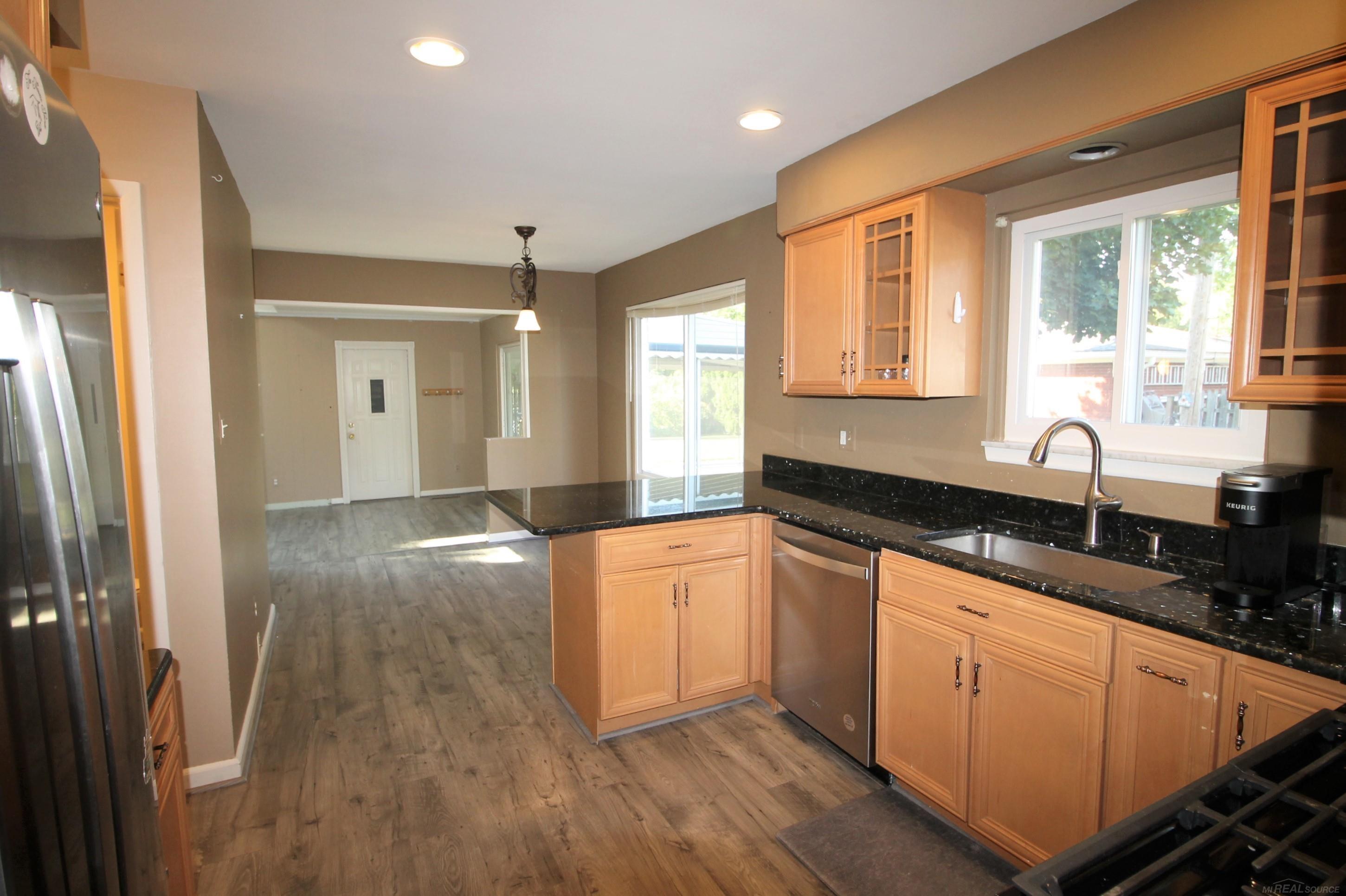 618 N Rosedale Court