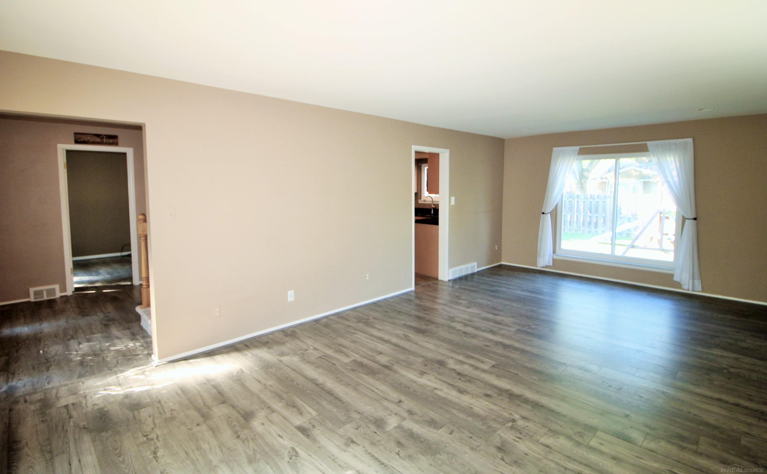 618 N Rosedale Court