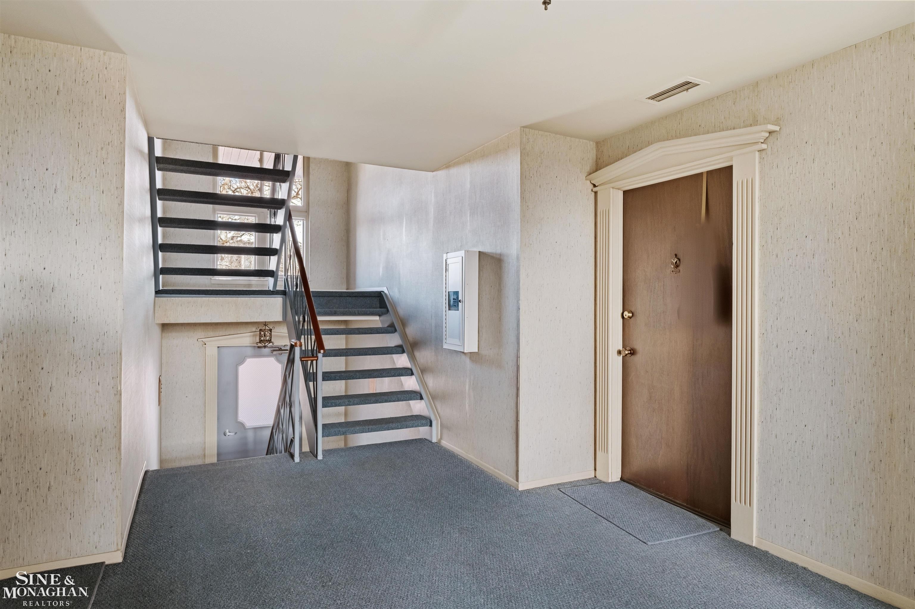 404 Riviera Terrace Drive