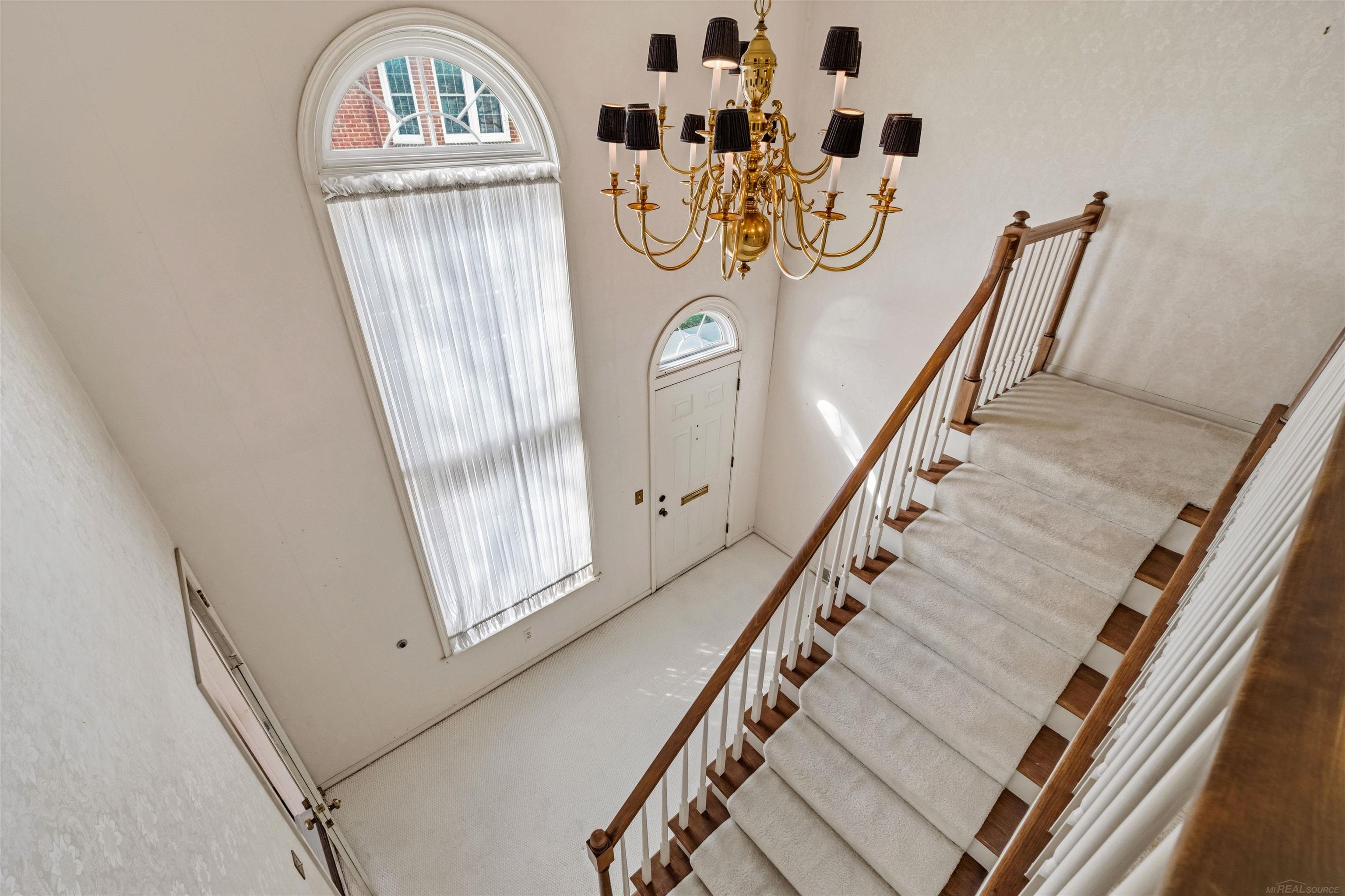 172 Windwood Pointe Avenue