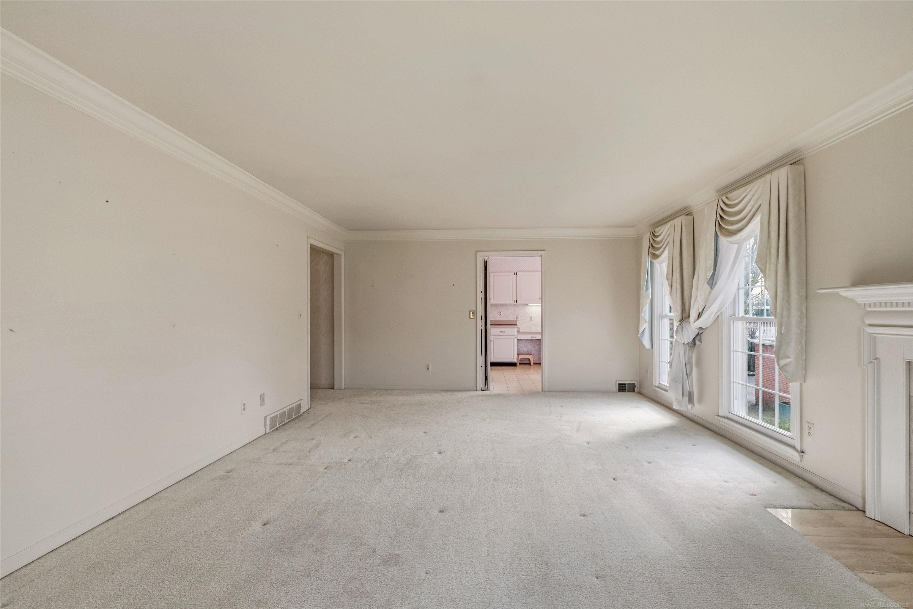 172 Windwood Pointe Avenue