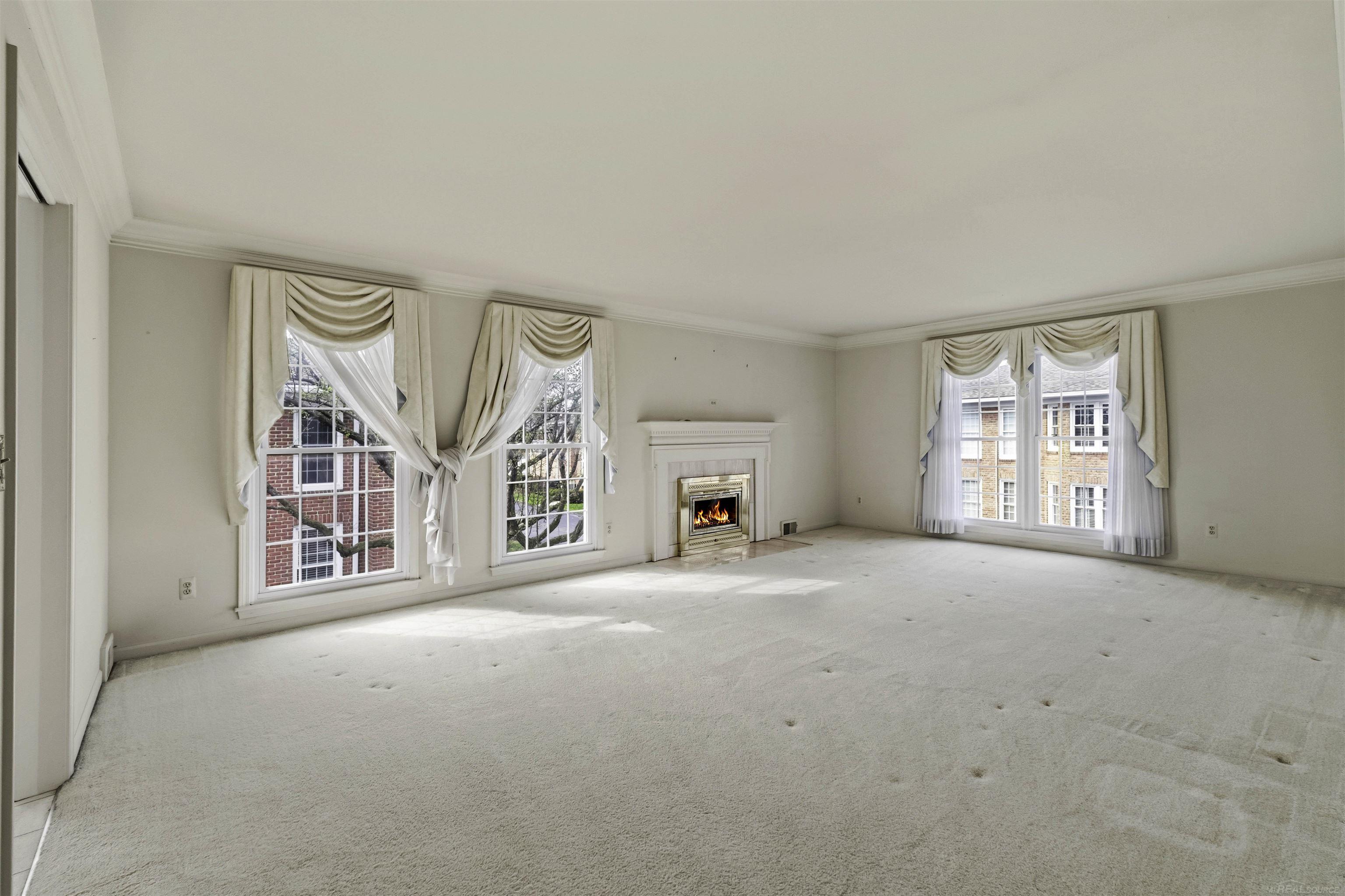 172 Windwood Pointe Avenue