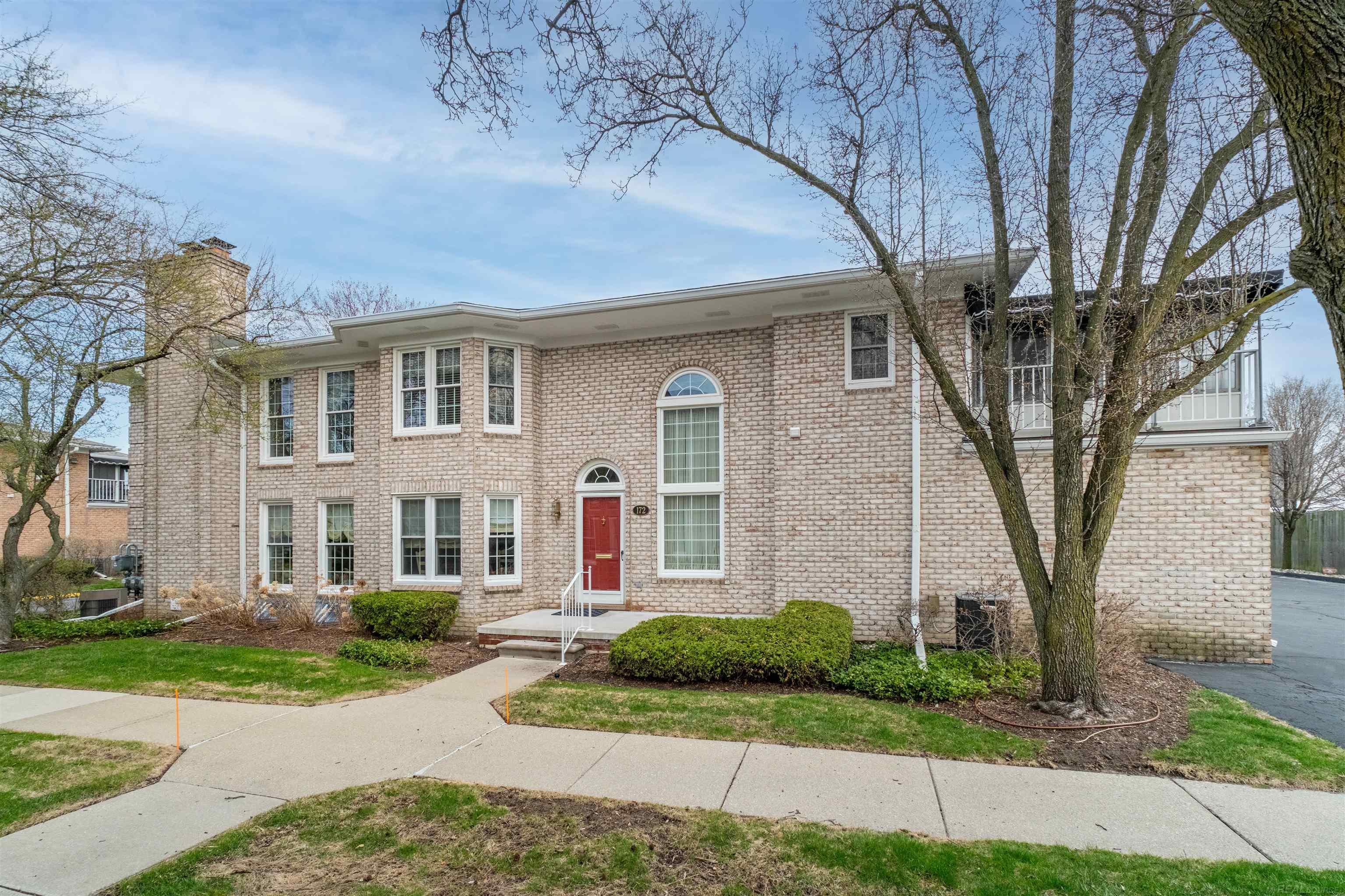 172 Windwood Pointe Avenue