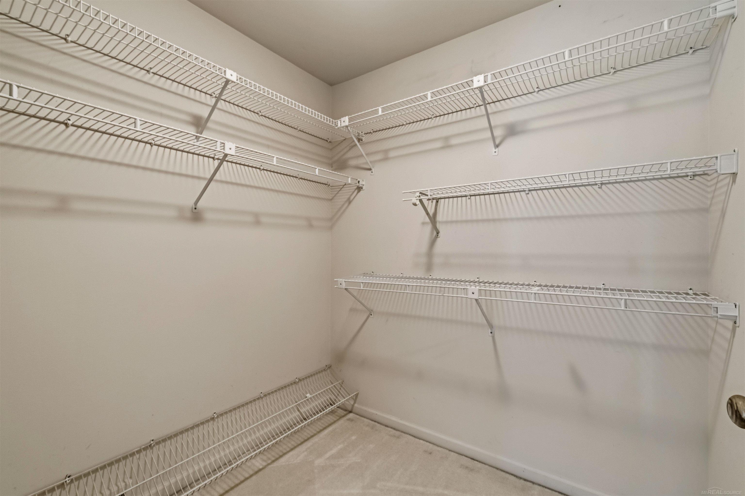 172 Windwood Pointe Avenue