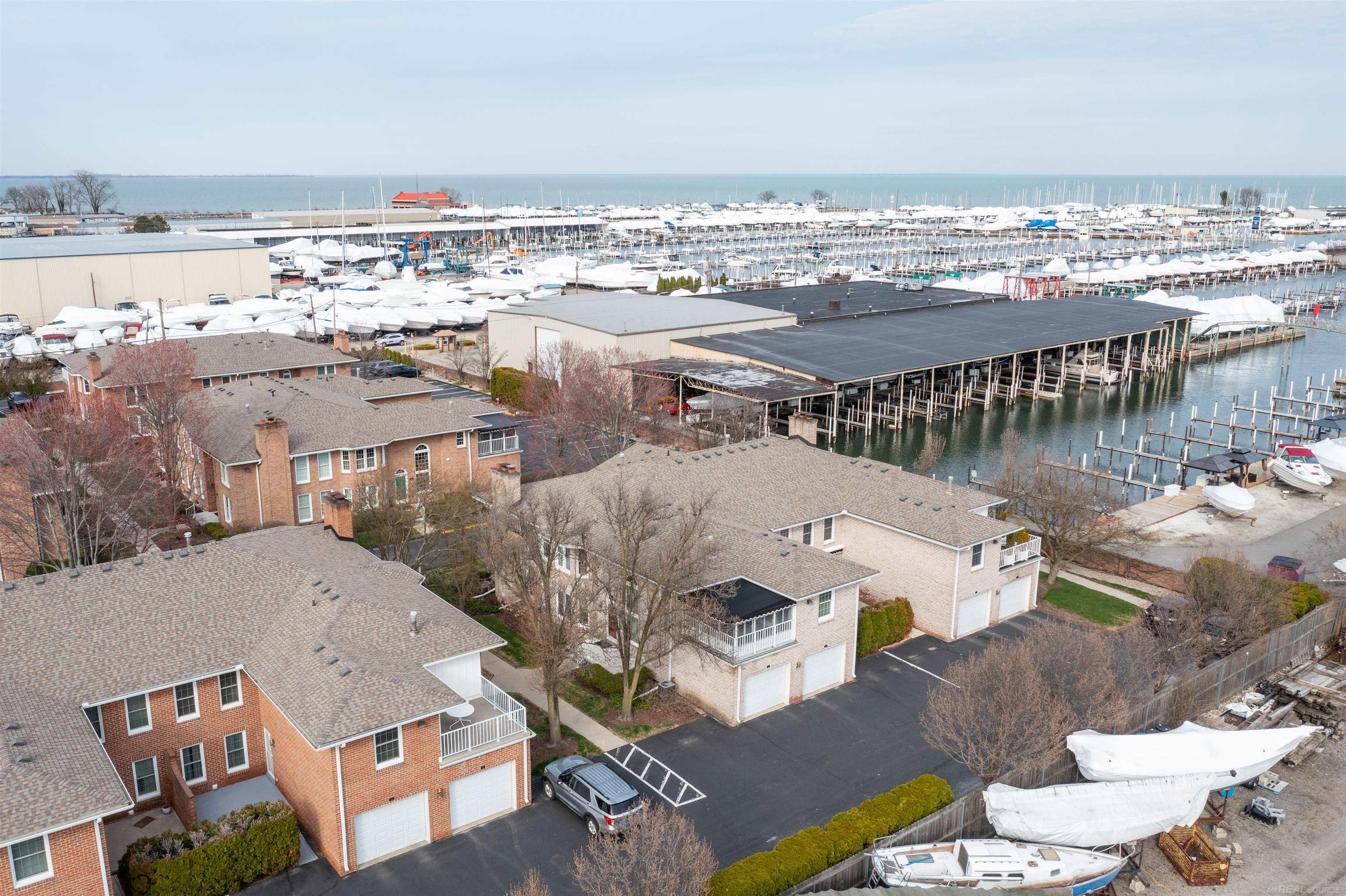 172 Windwood Pointe Avenue