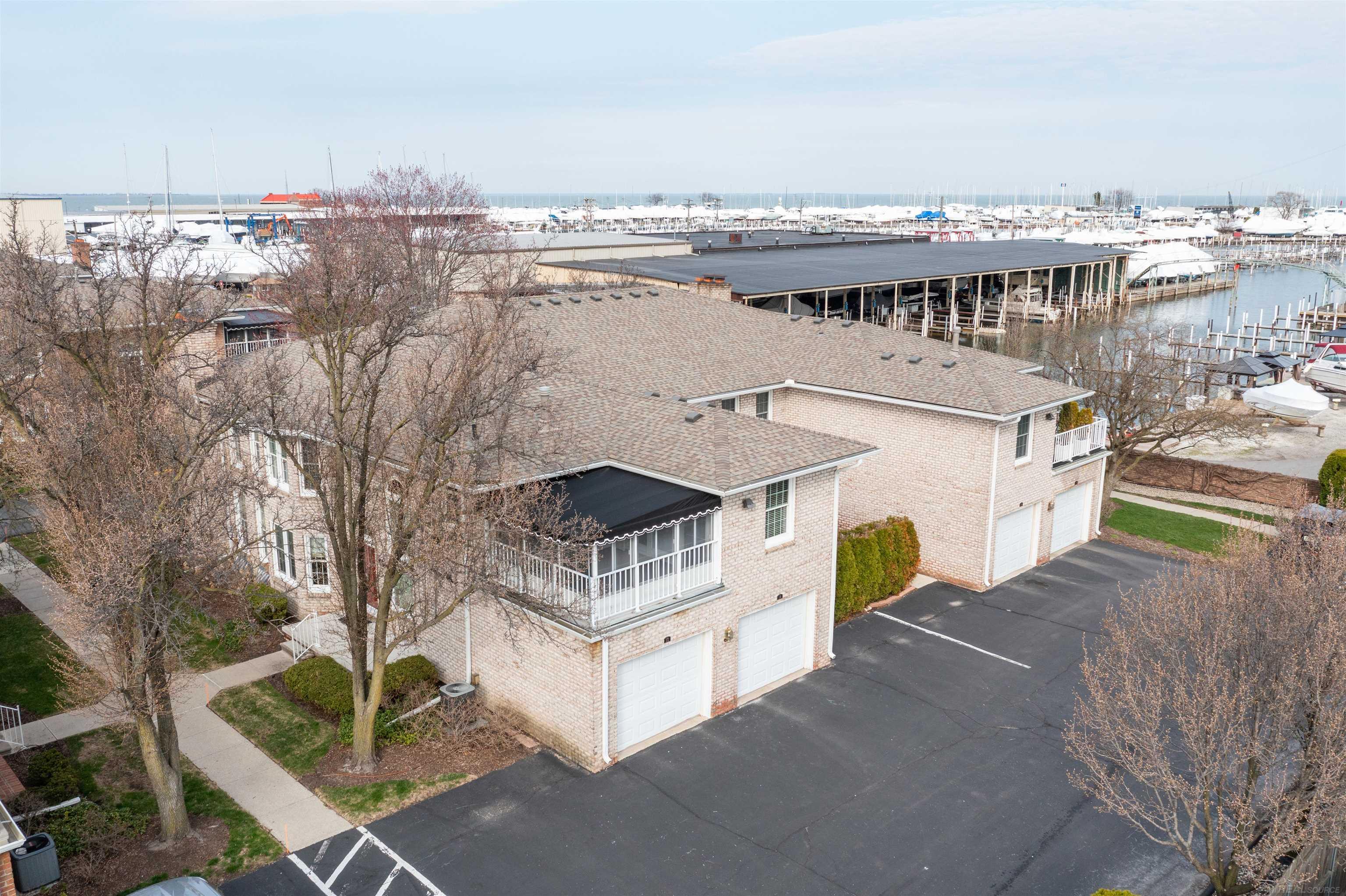 172 Windwood Pointe Avenue