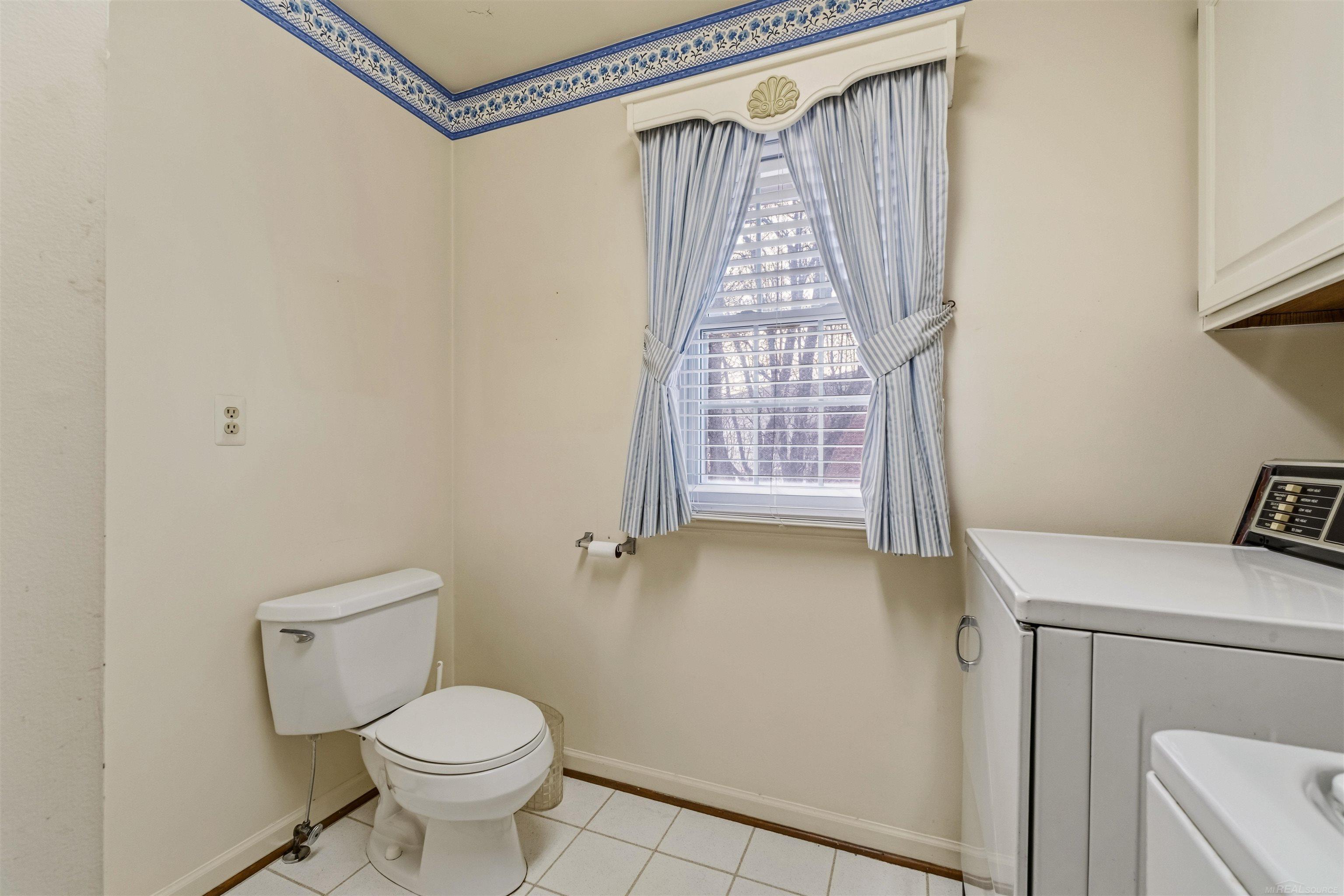 172 Windwood Pointe Avenue