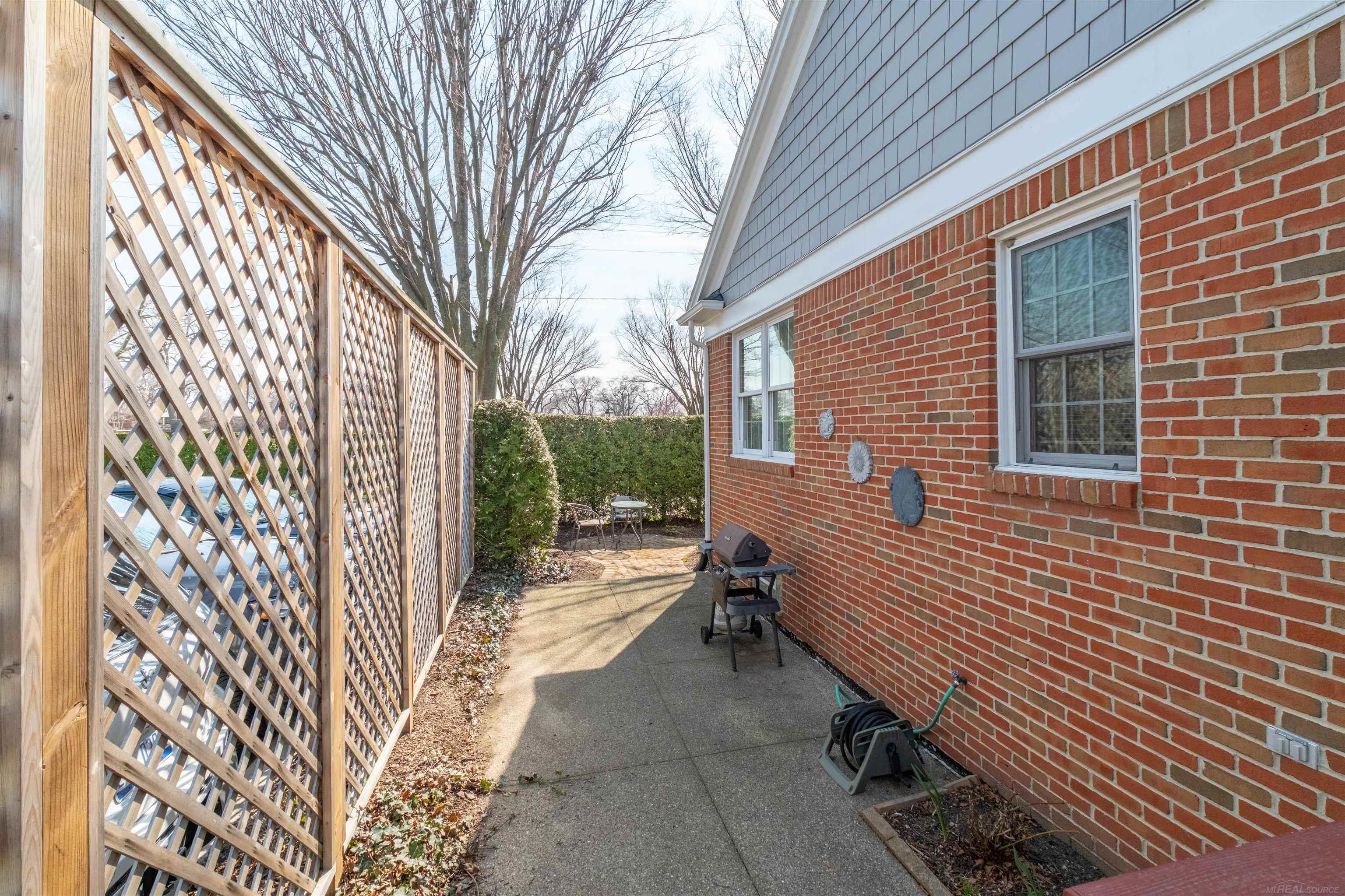 4002 Harbor Place Drive