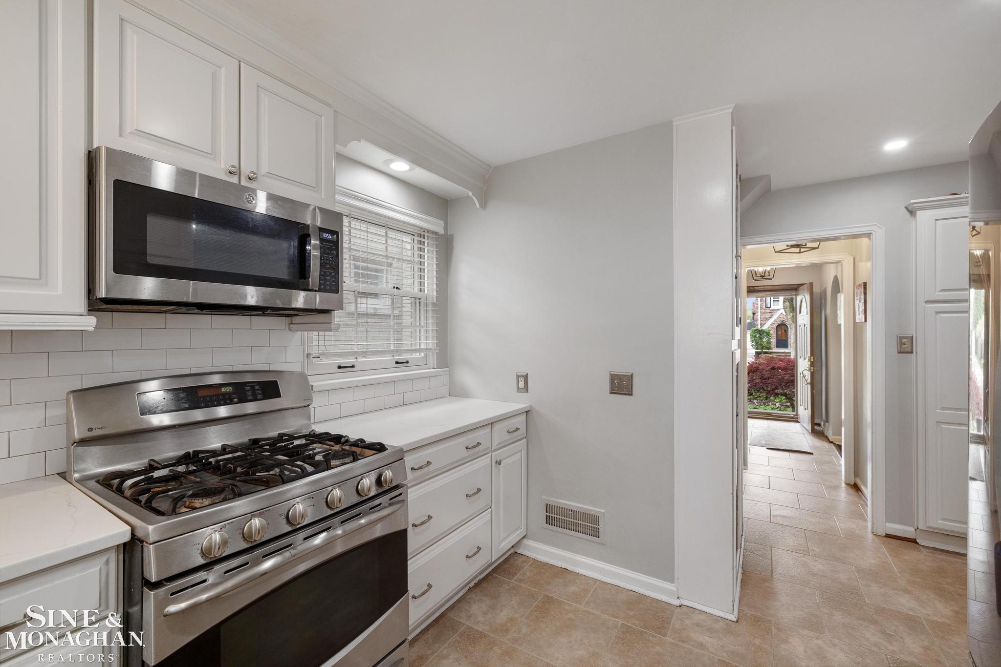 258 Merriweather Road