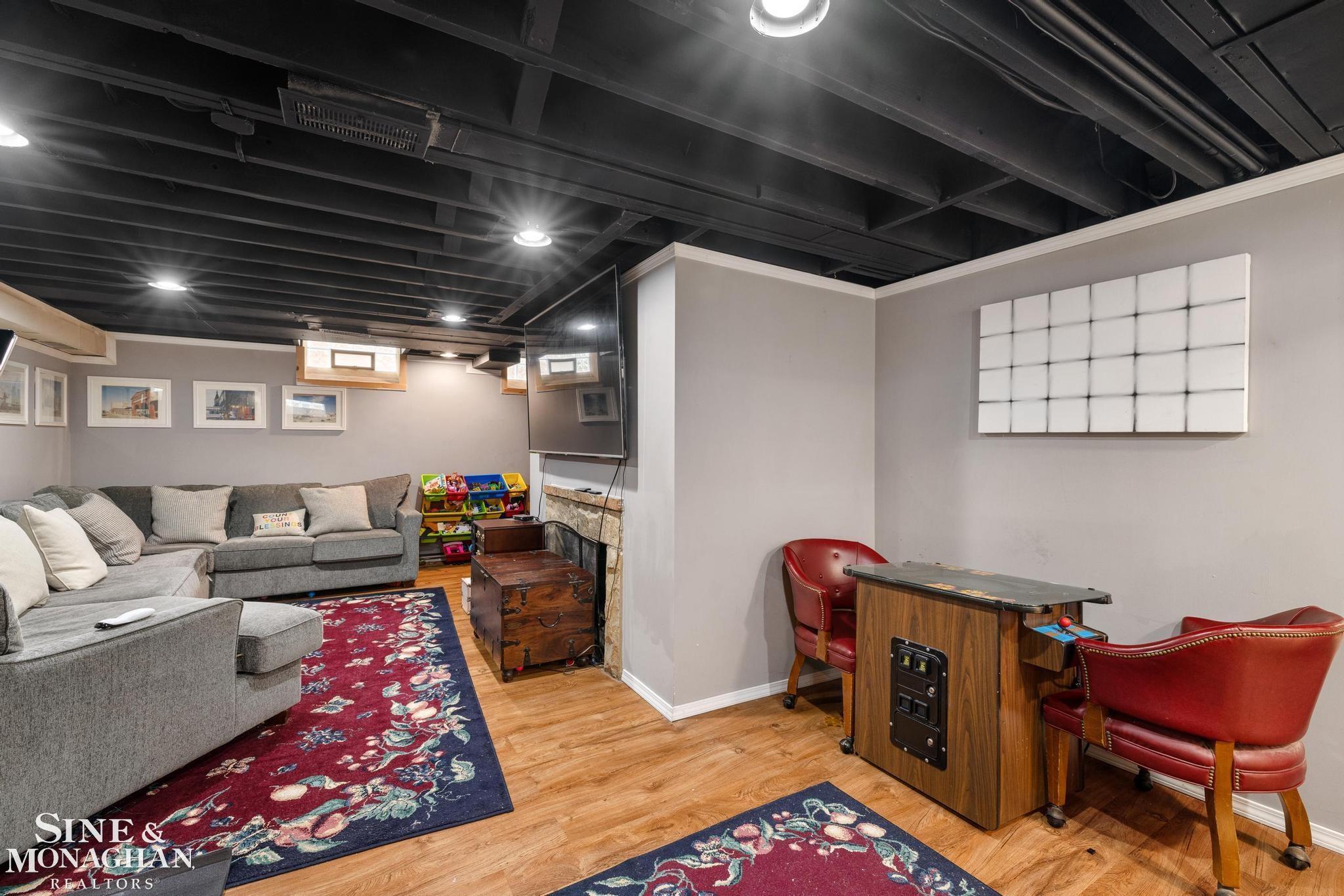 258 Merriweather Road