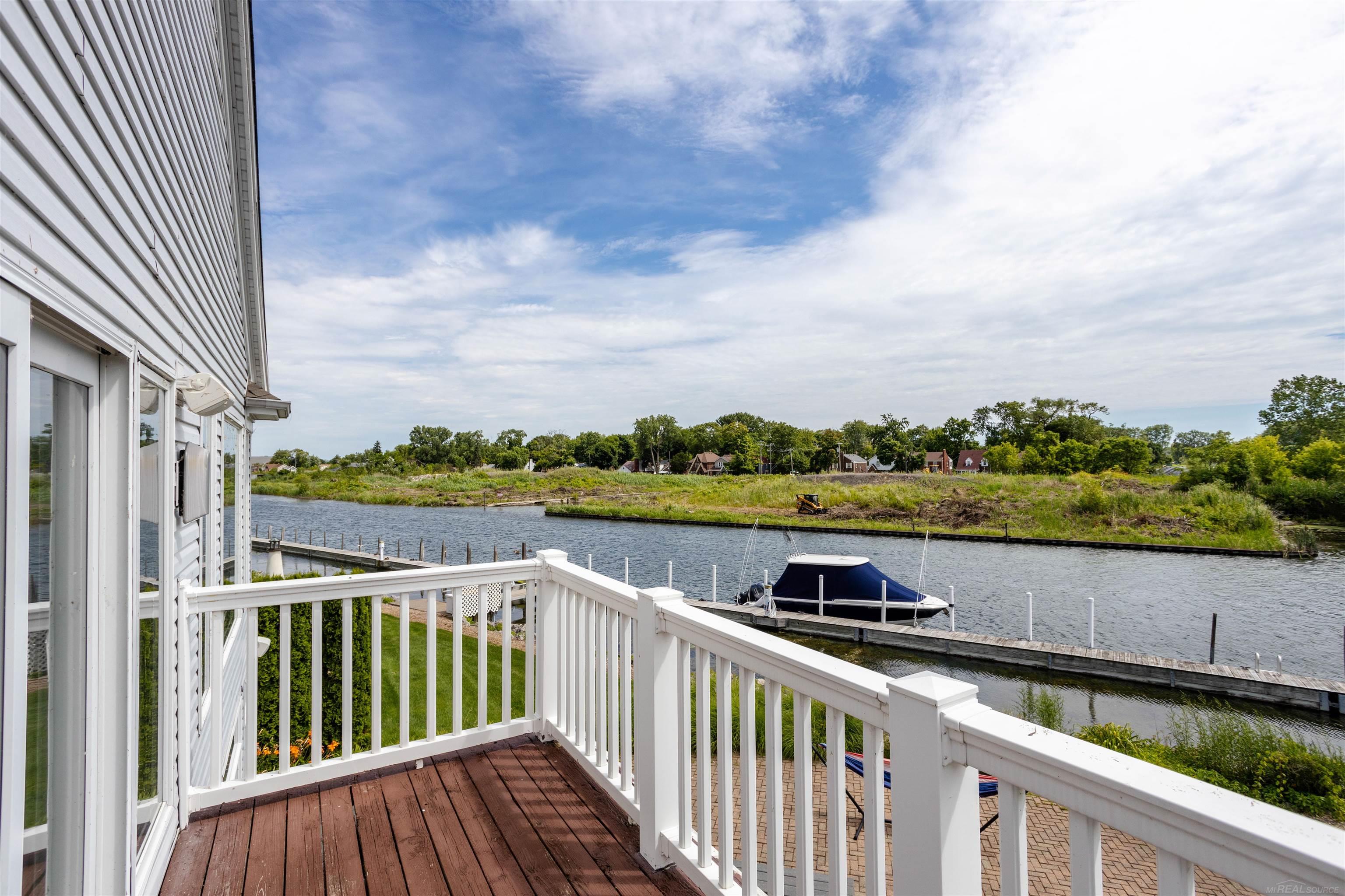 170 Keelson Drive
