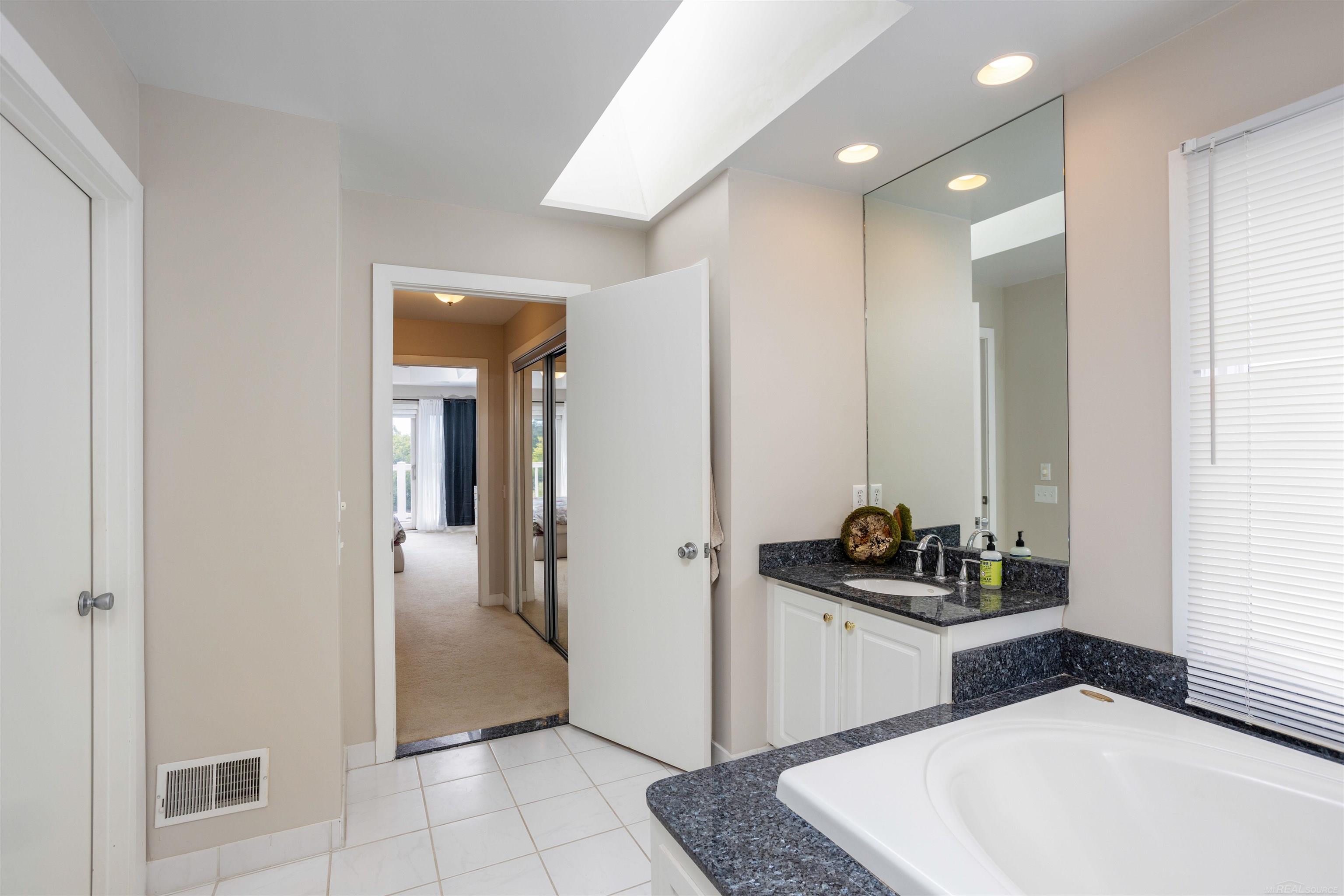 170 Keelson Drive