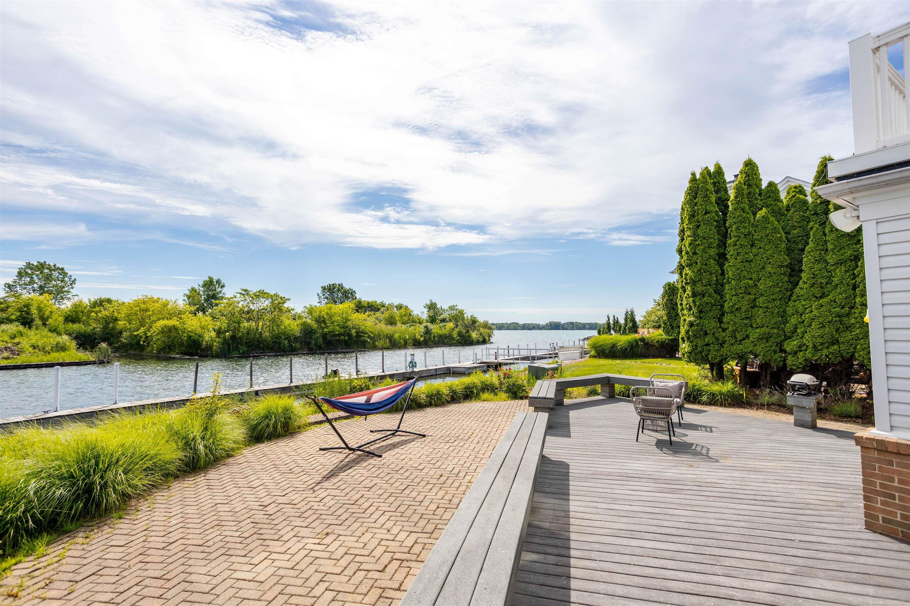 170 Keelson Drive