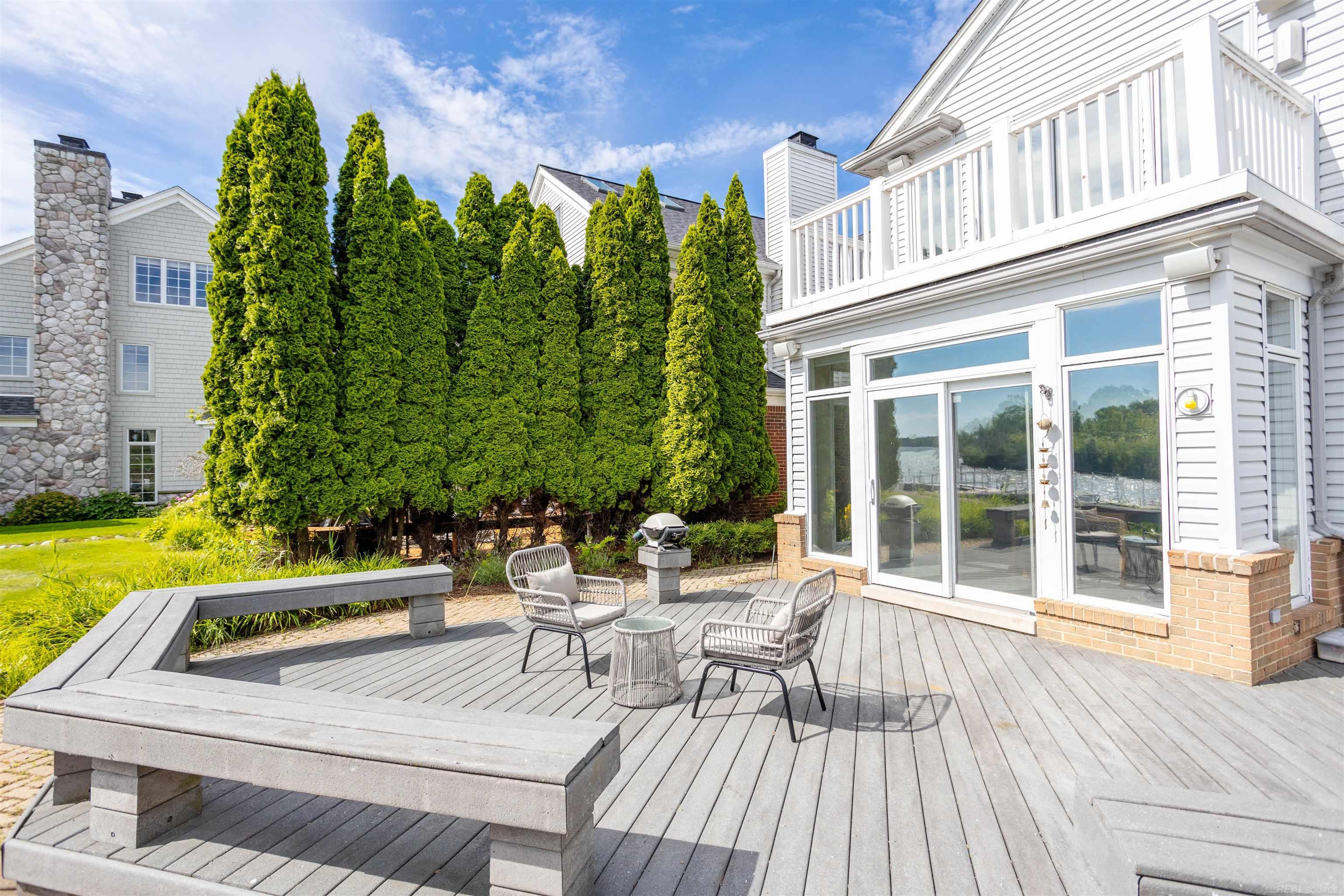 170 Keelson Drive