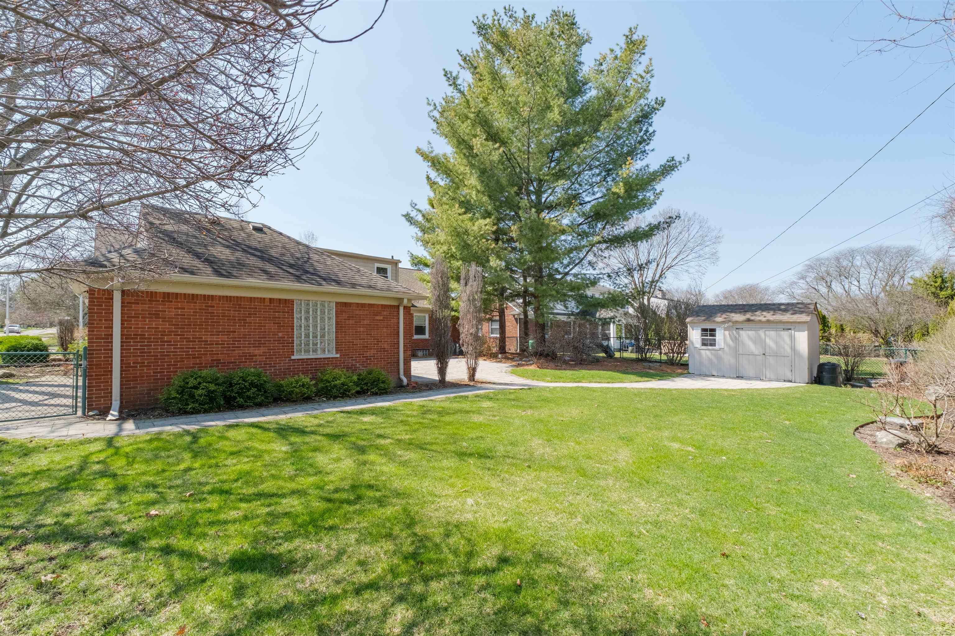1040 N Renaud Road