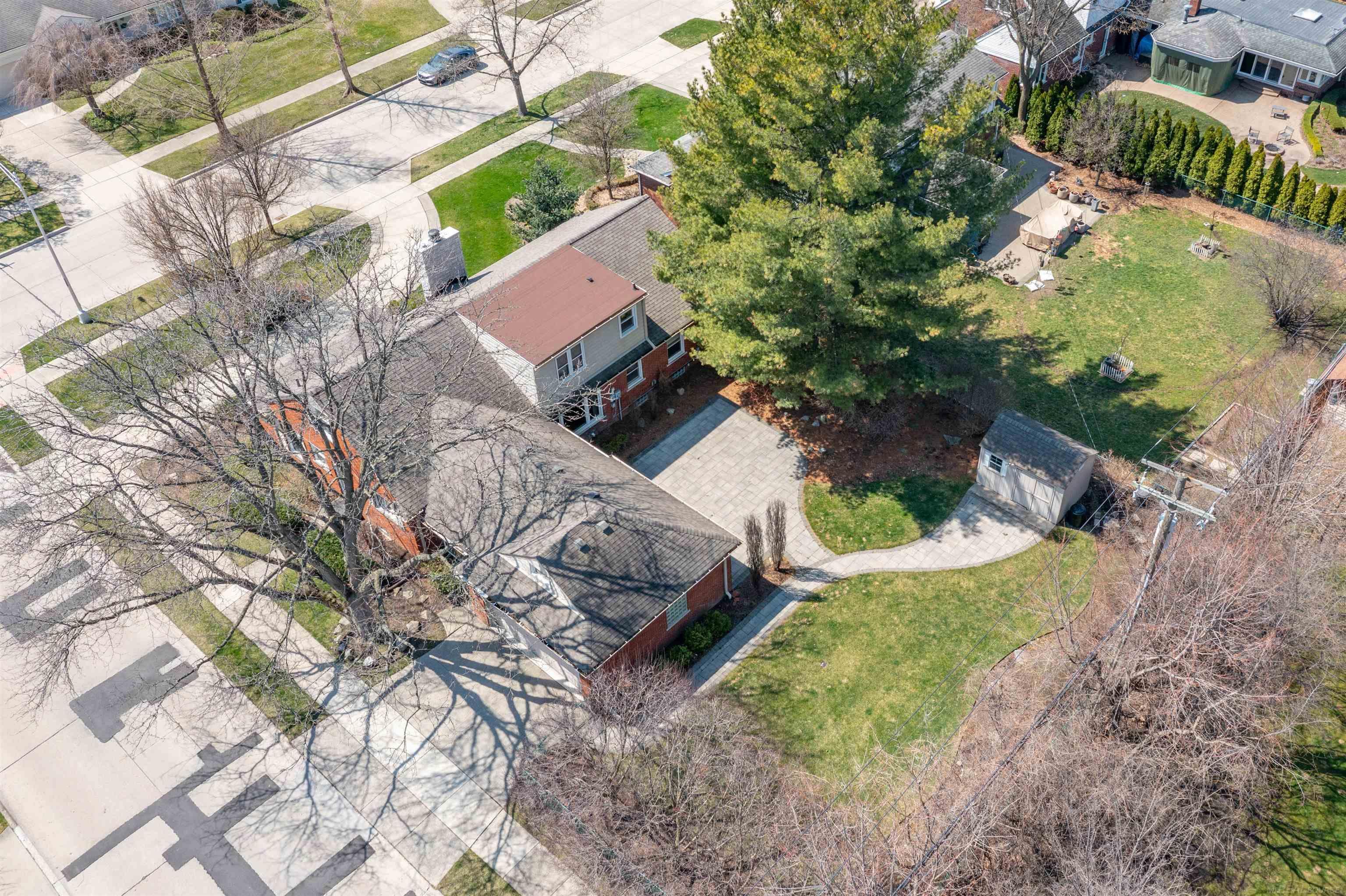 1040 N Renaud Road