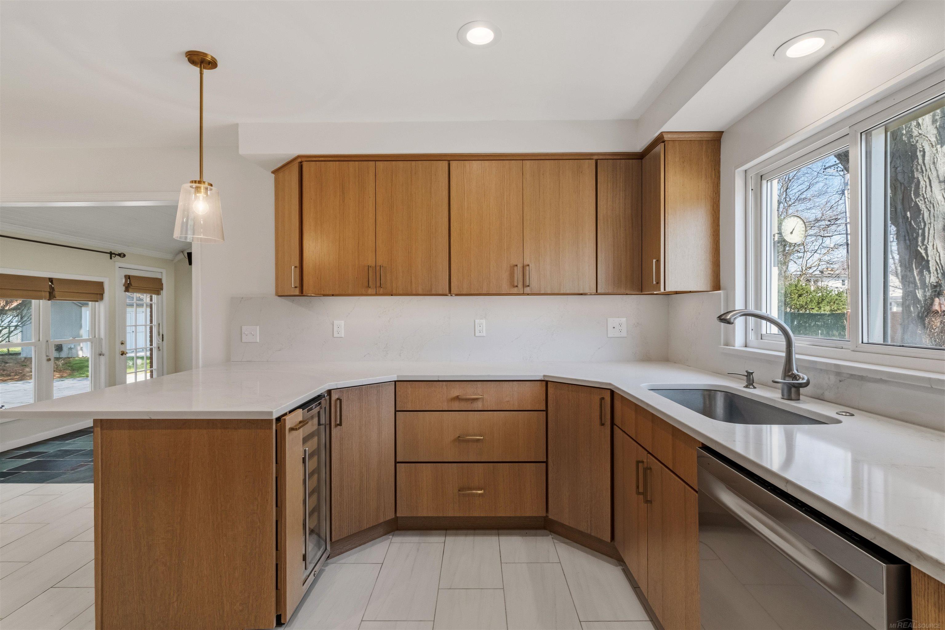 1040 N Renaud Road
