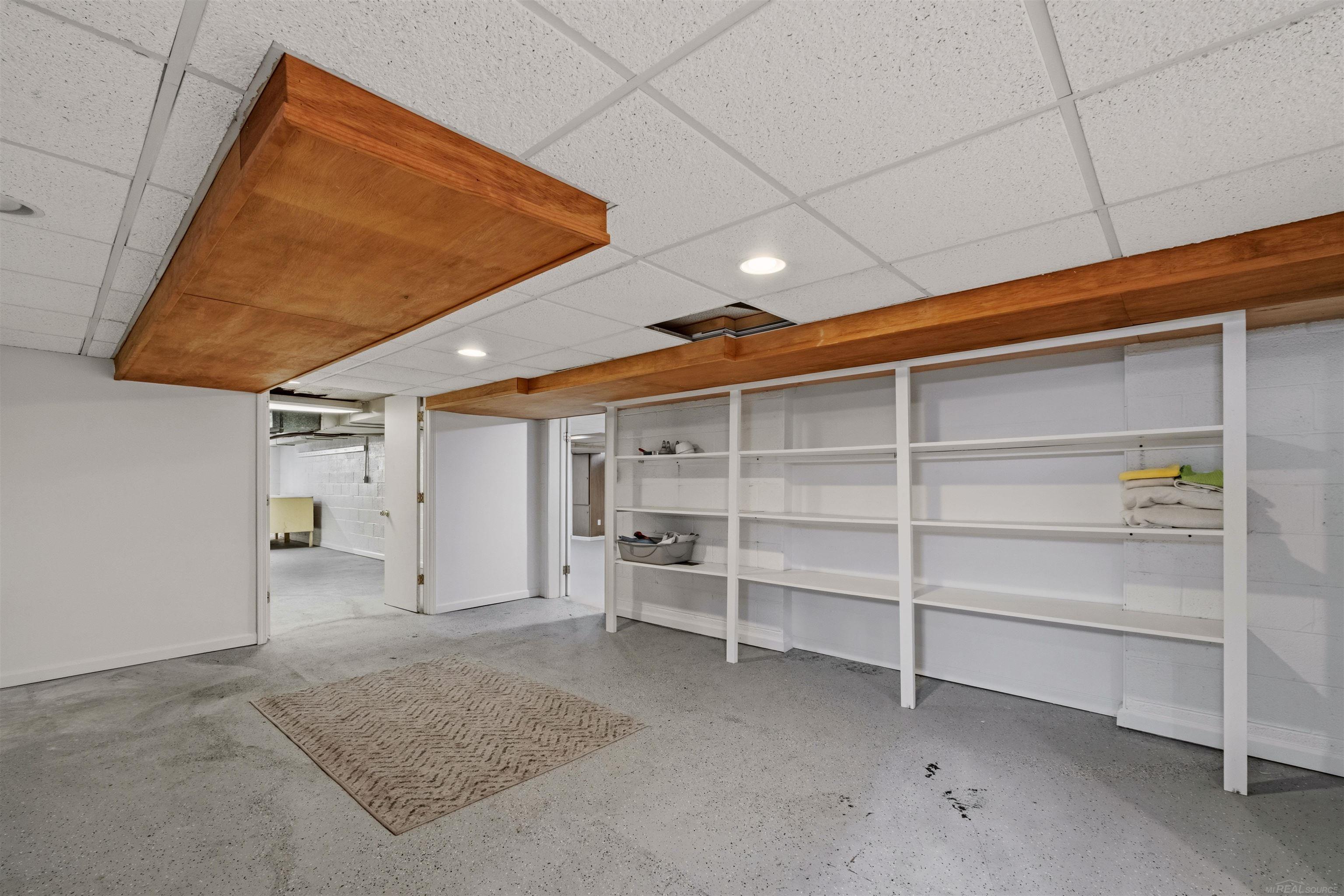 1040 N Renaud Road