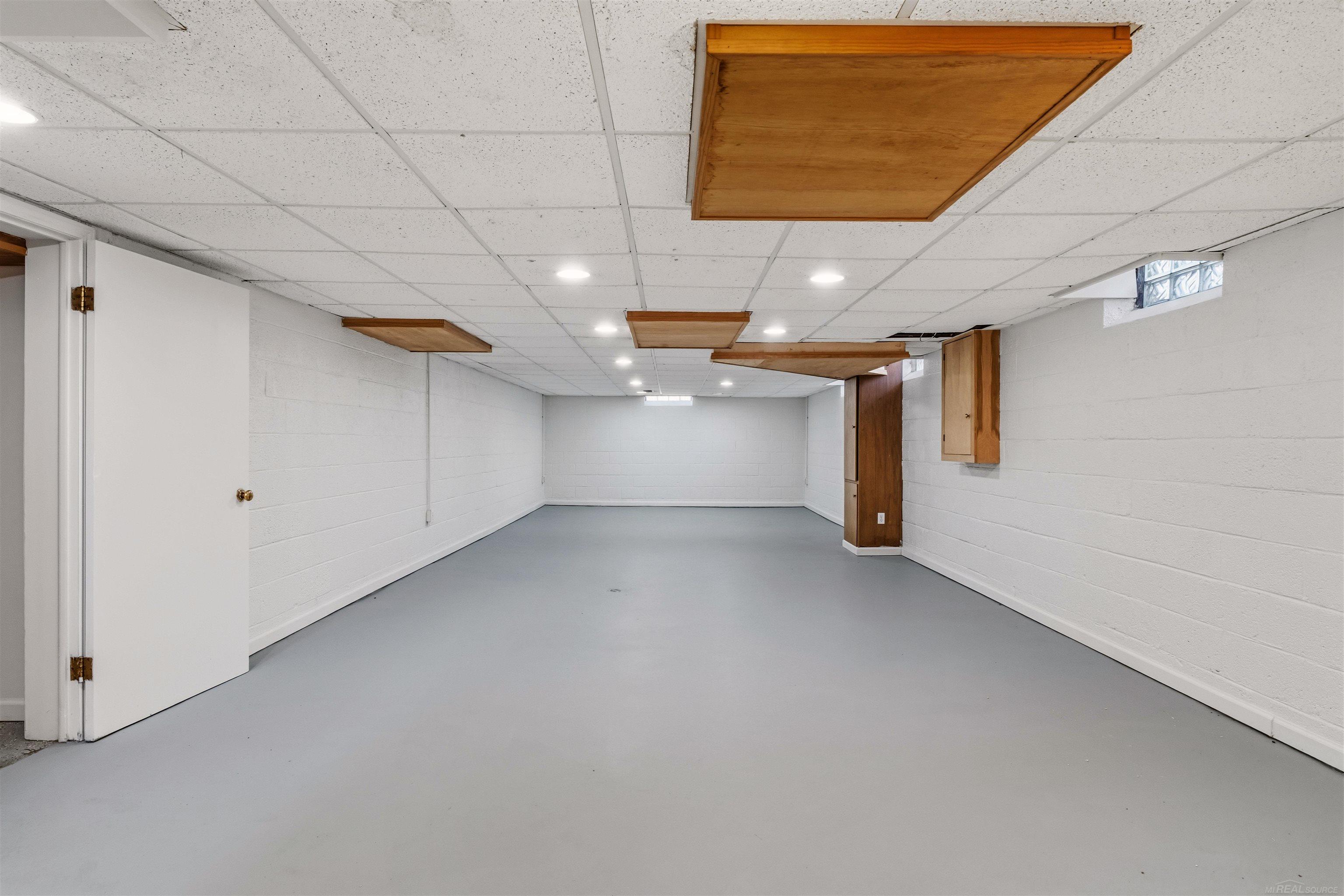 1040 N Renaud Road
