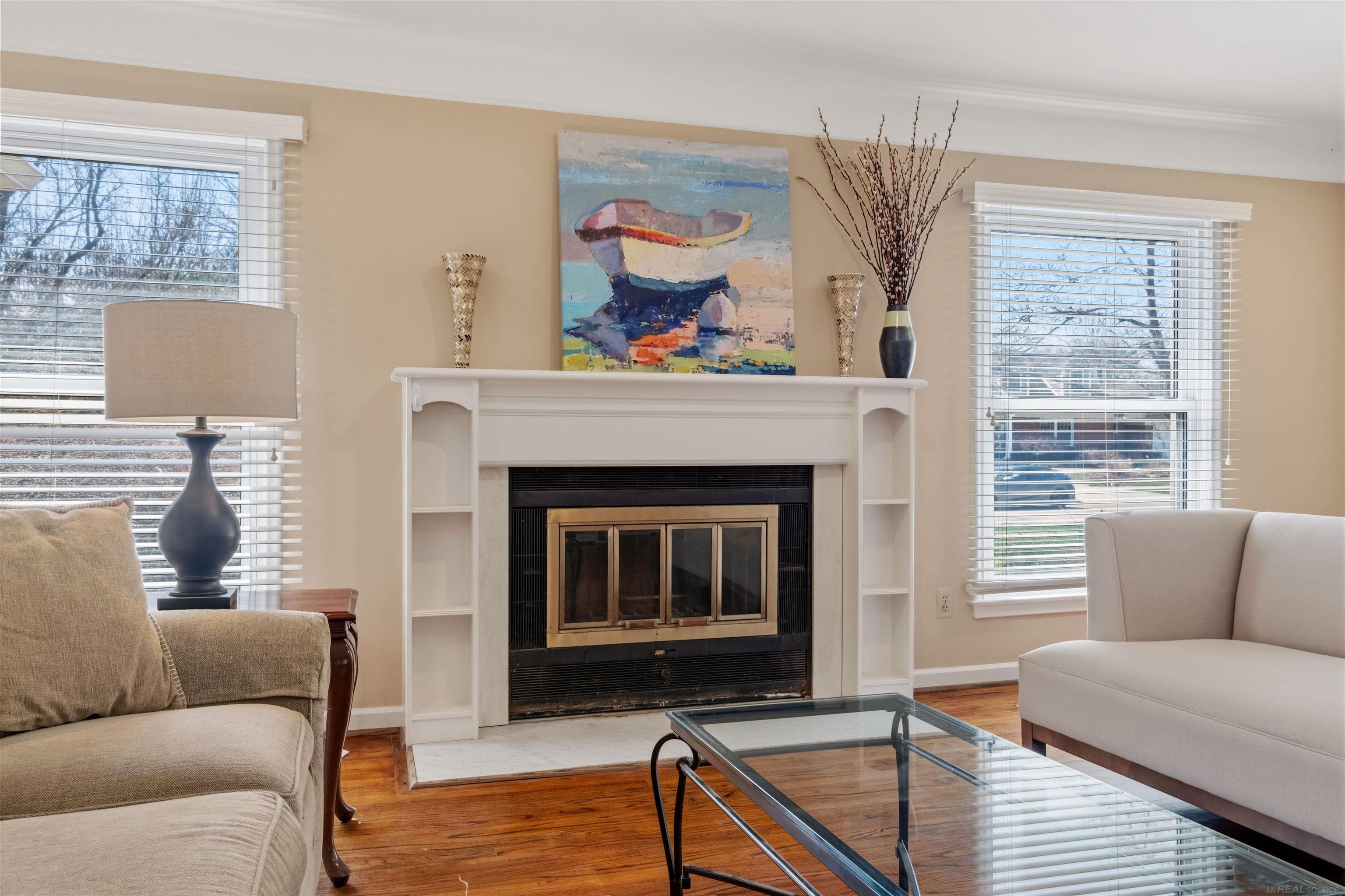 1040 N Renaud Road