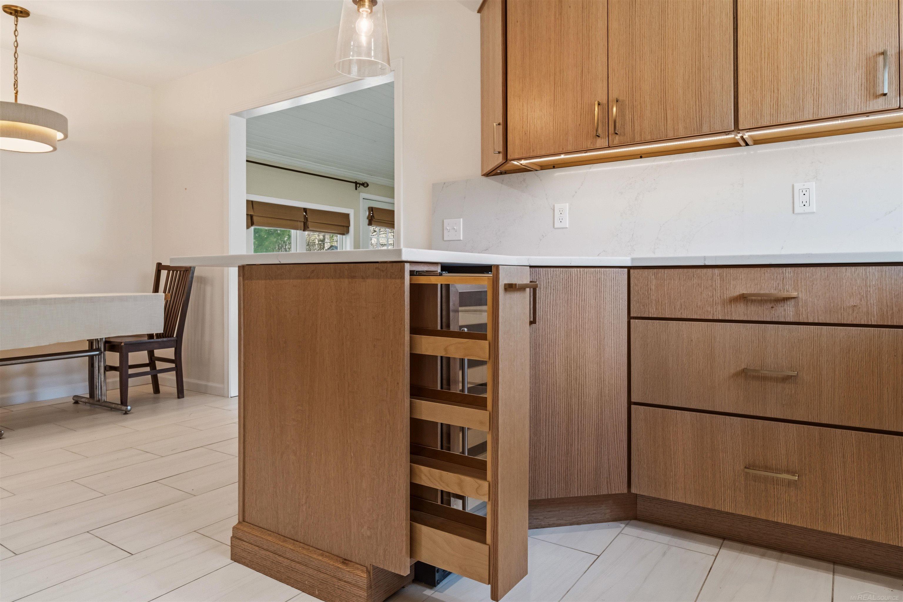 1040 N Renaud Road