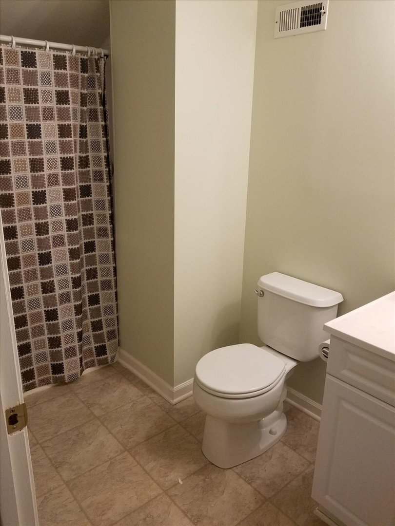 402-404 Anderson Boulevard