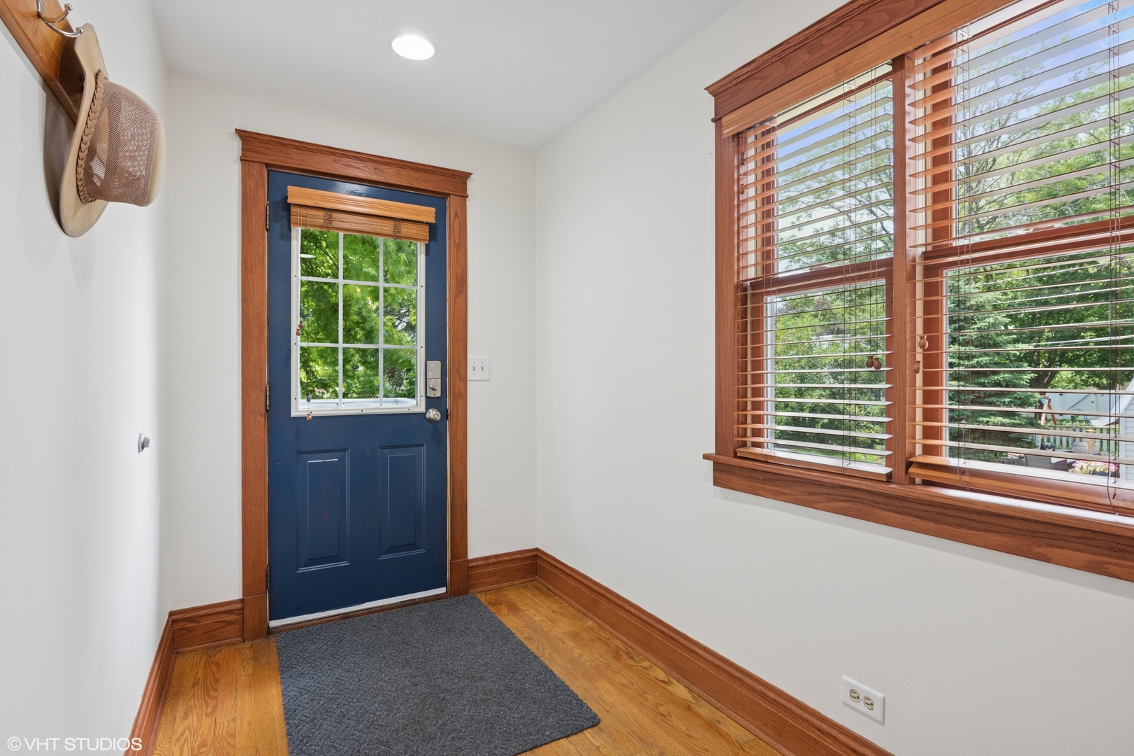 32 Anderson Boulevard