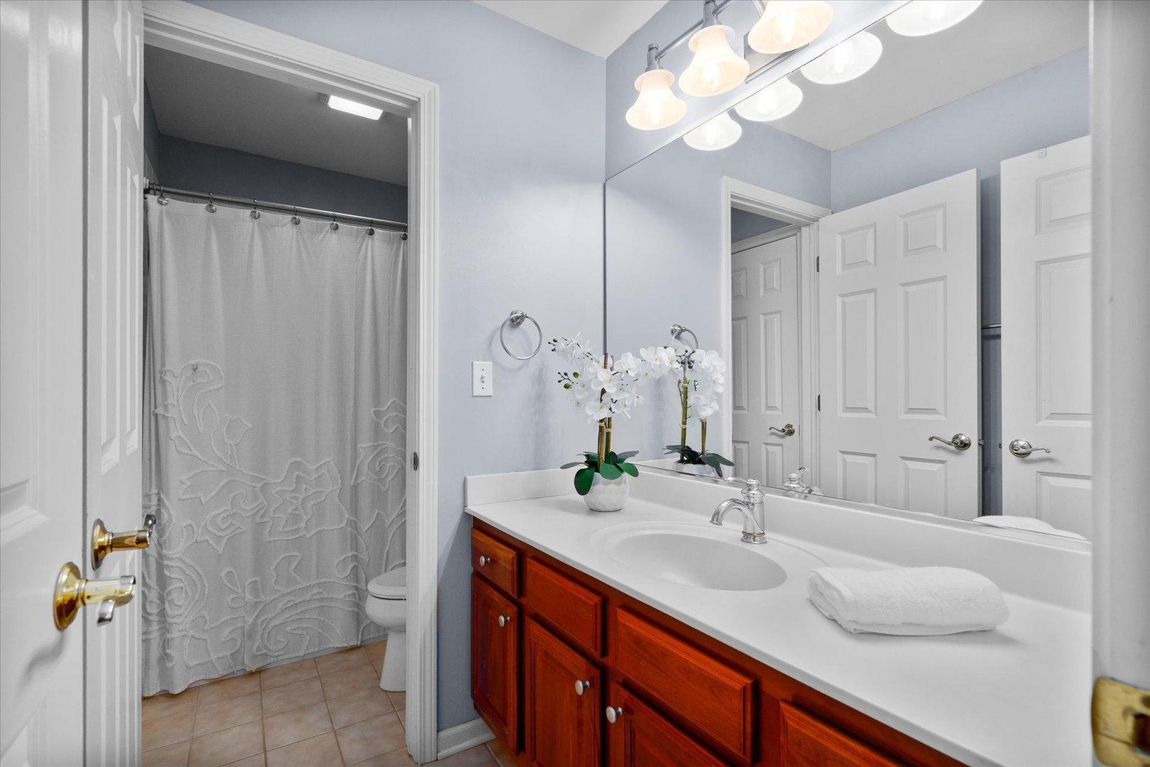 0N553 Armstrong Lane