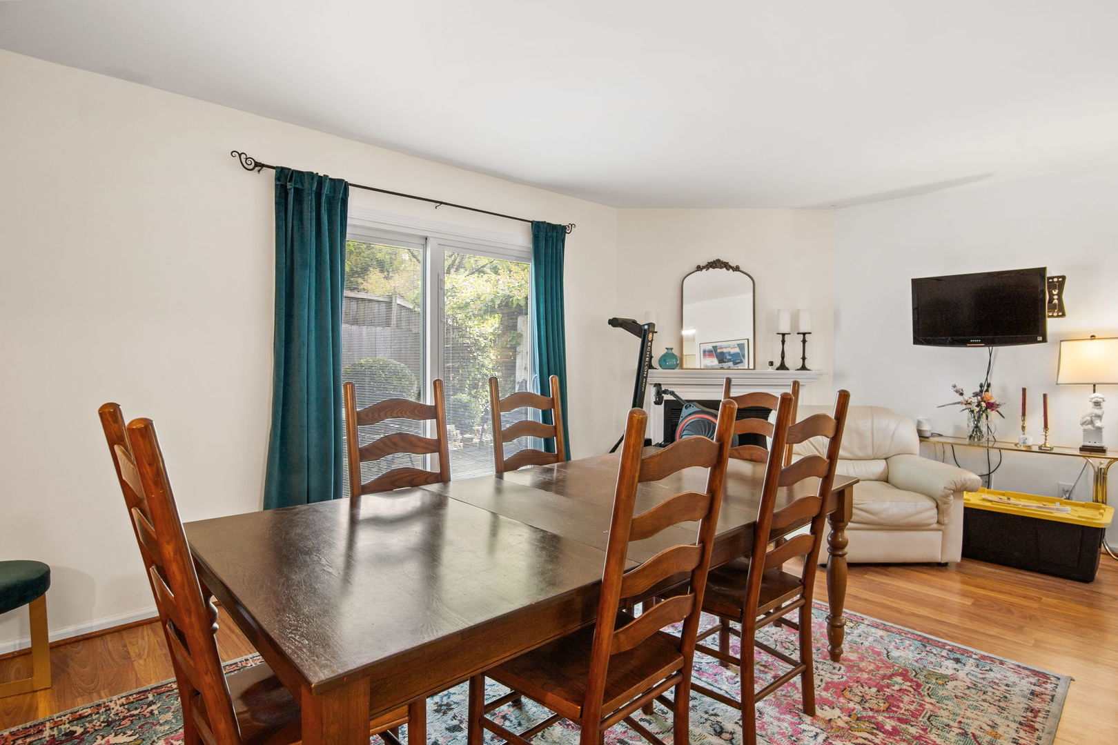 103 N Bennett Street