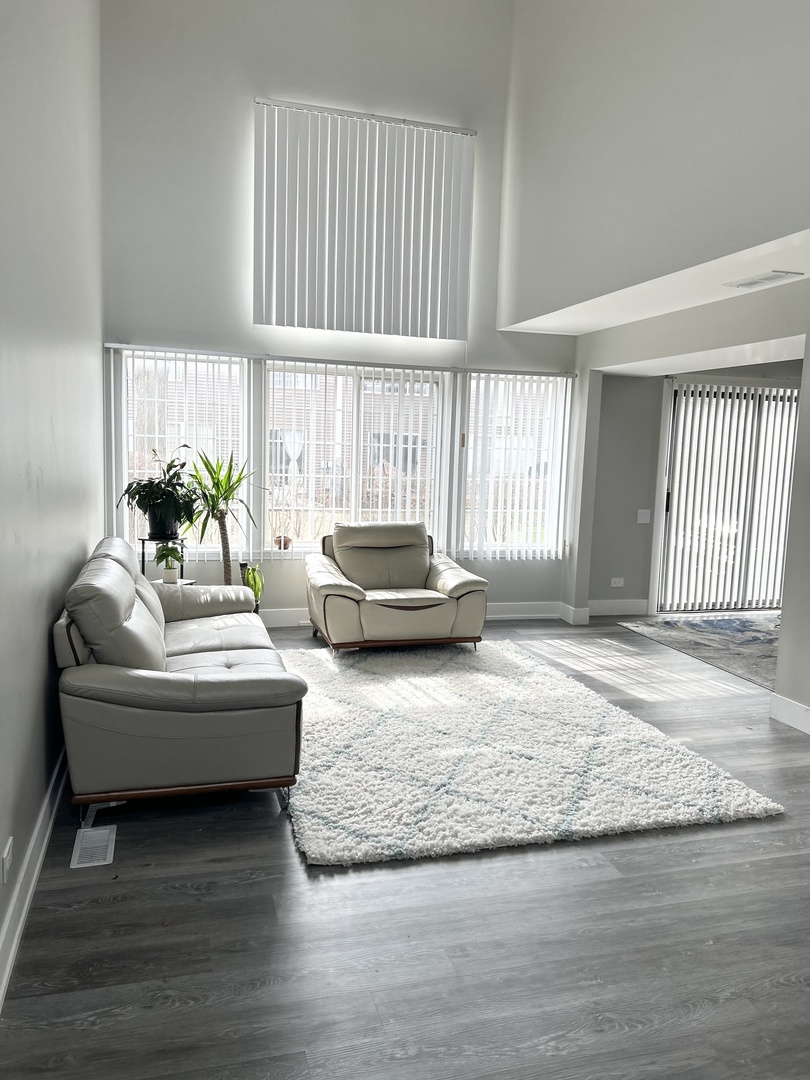 1273 Silk Oak Lane Unit: 1273