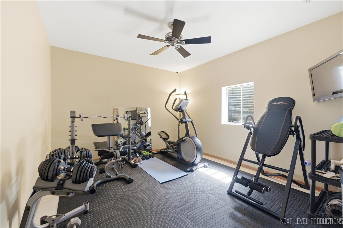 1601 King Edward Avenue