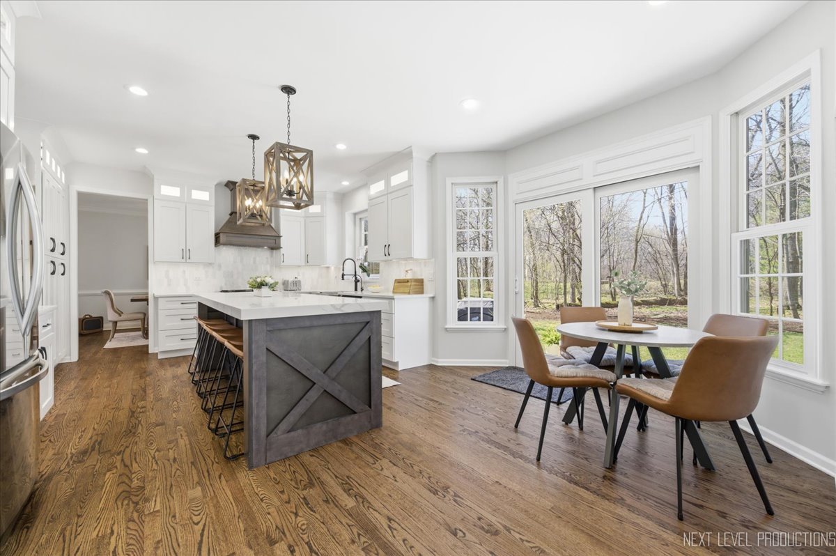 1601 King Edward Avenue