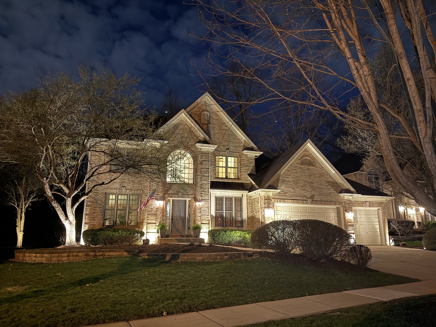 1601 King Edward Avenue