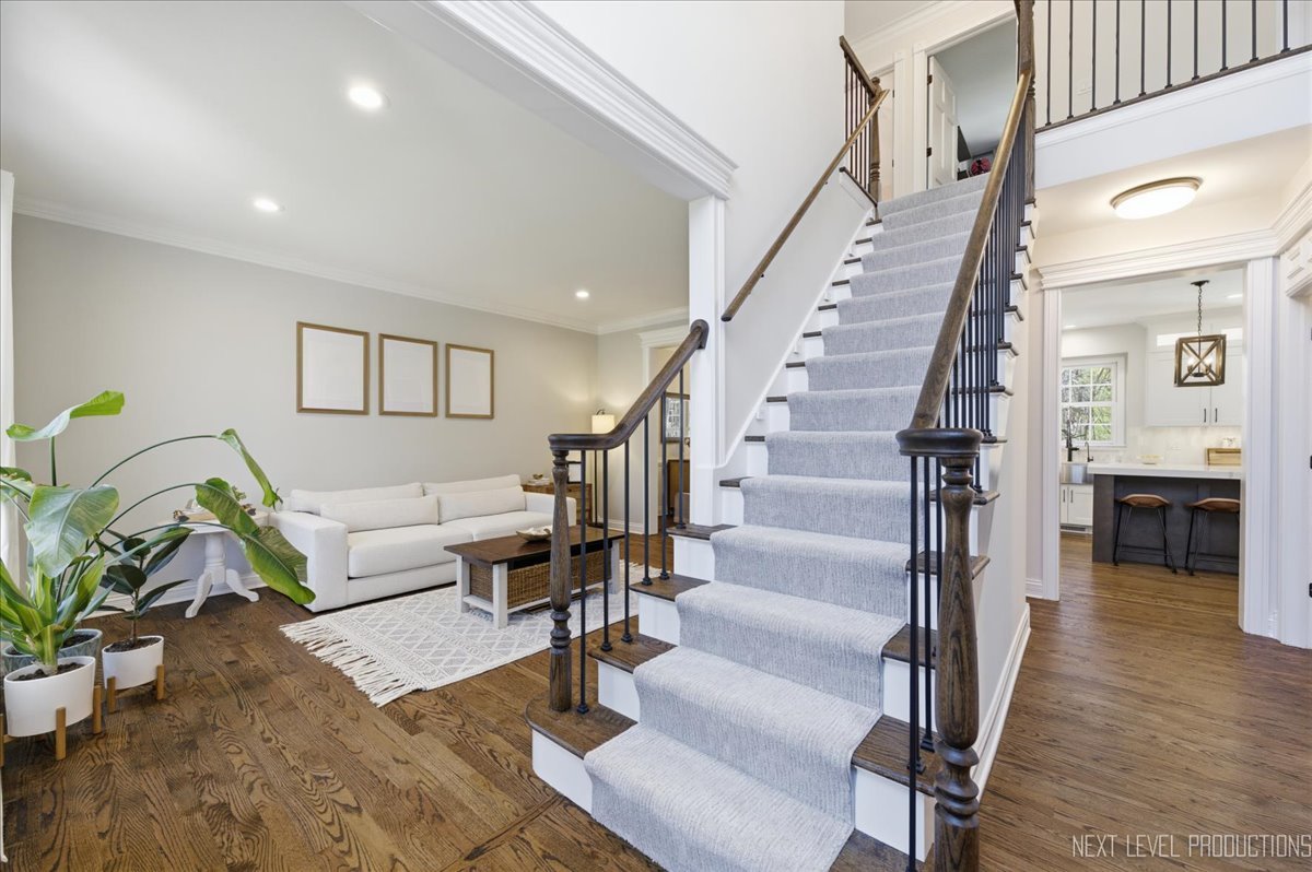 1601 King Edward Avenue